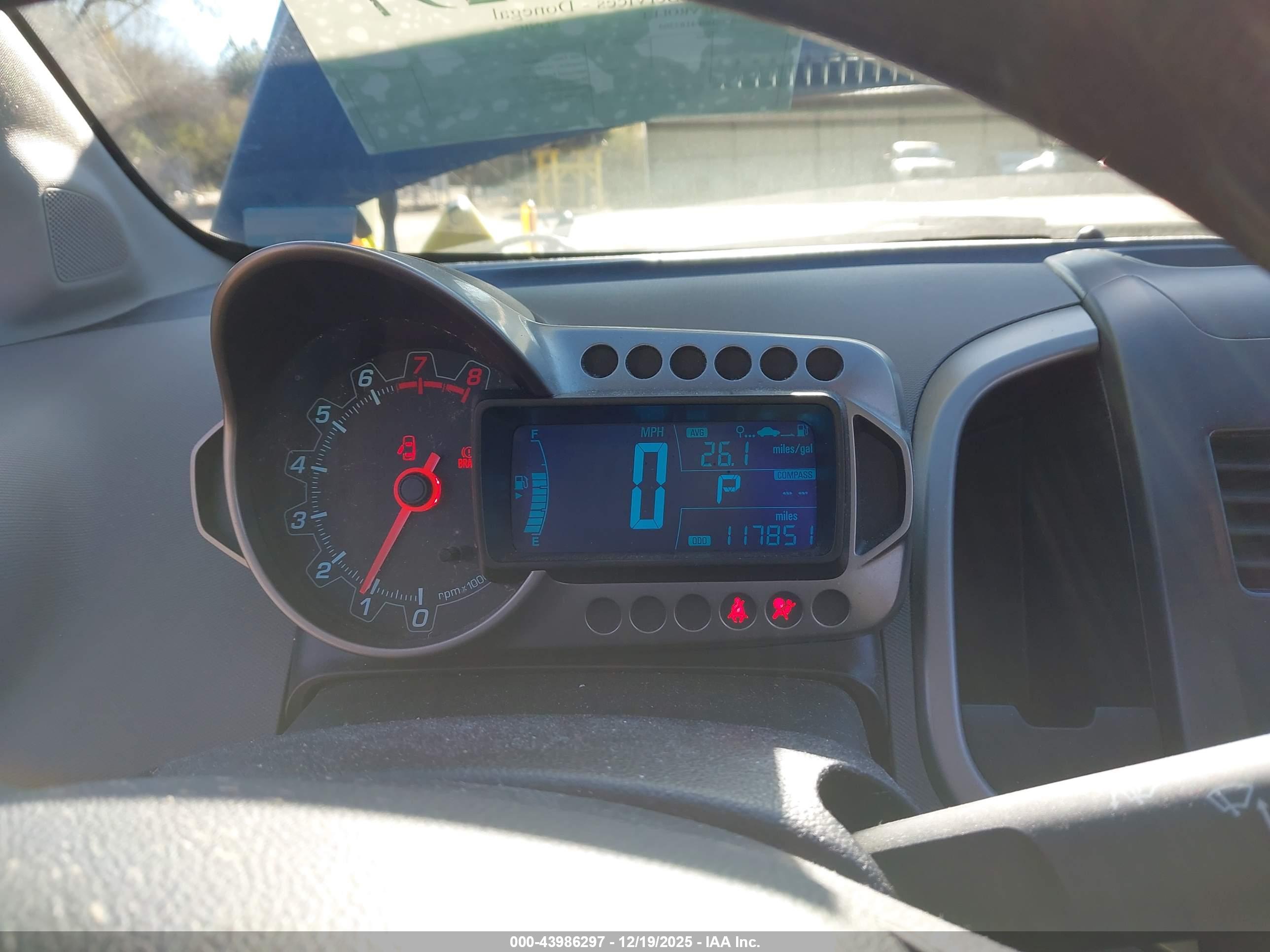CHEVROLET SONIC image 7