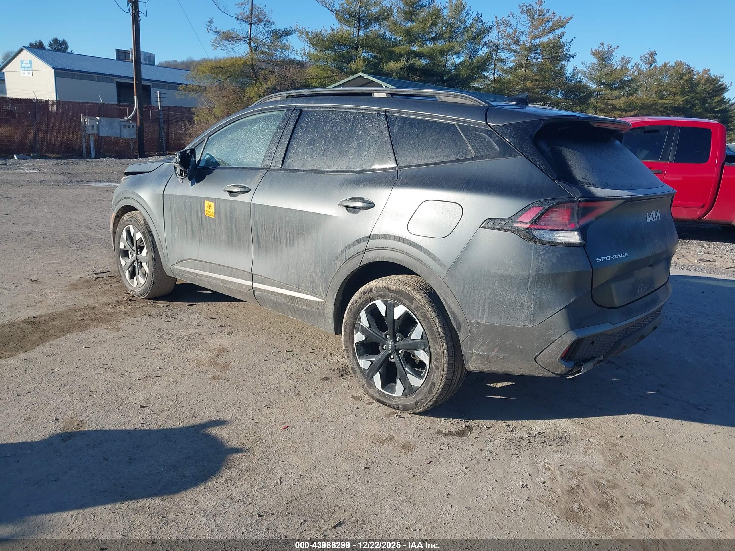 KIA SPORTAGE image 3