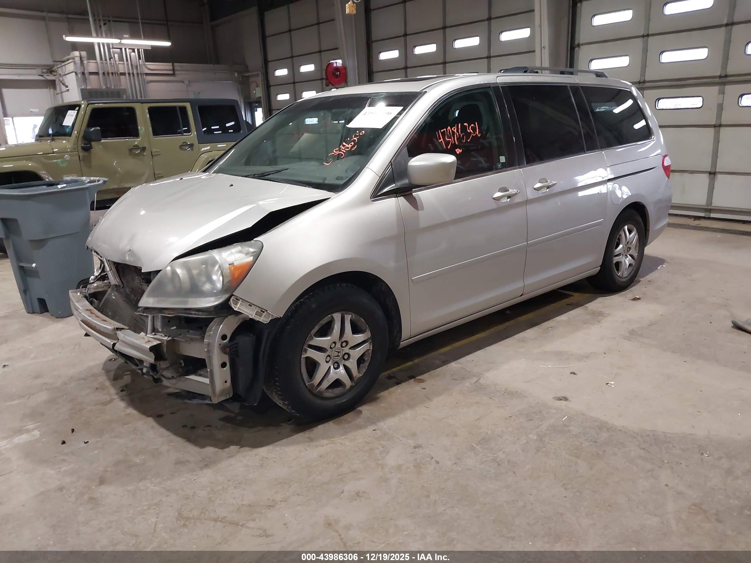 HONDA ODYSSEY image 2