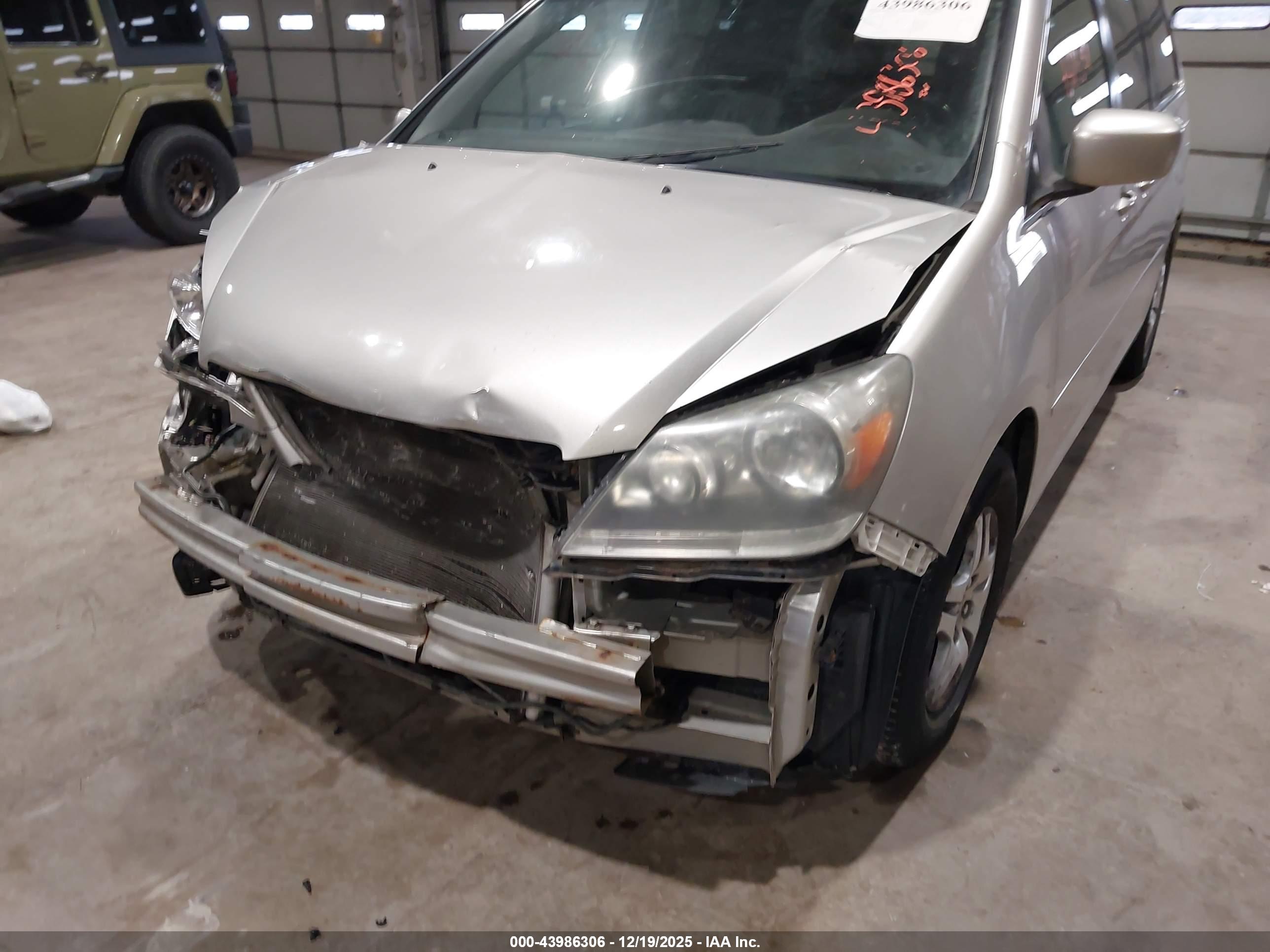 HONDA ODYSSEY image 6