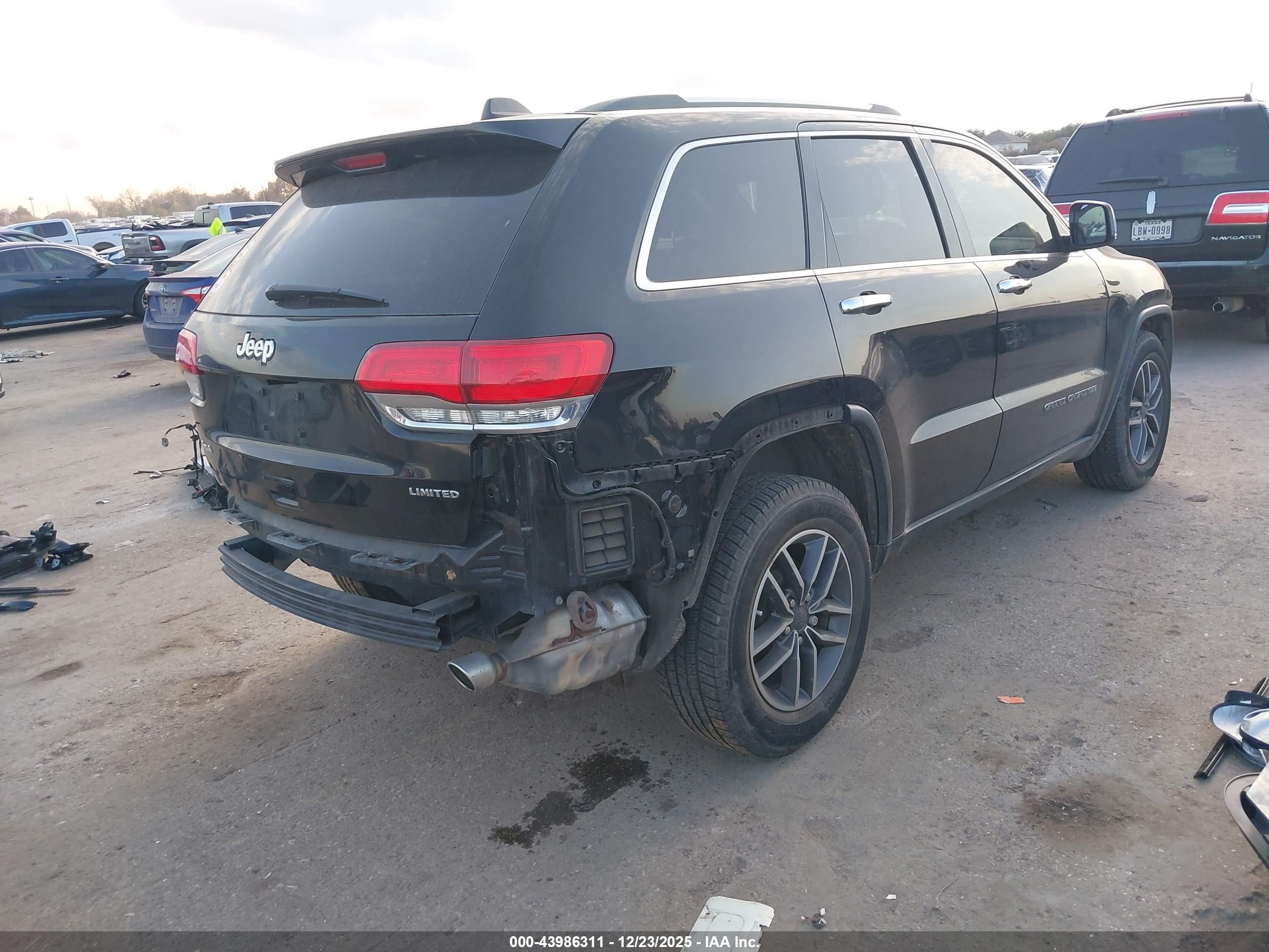 JEEP GRAND image 4