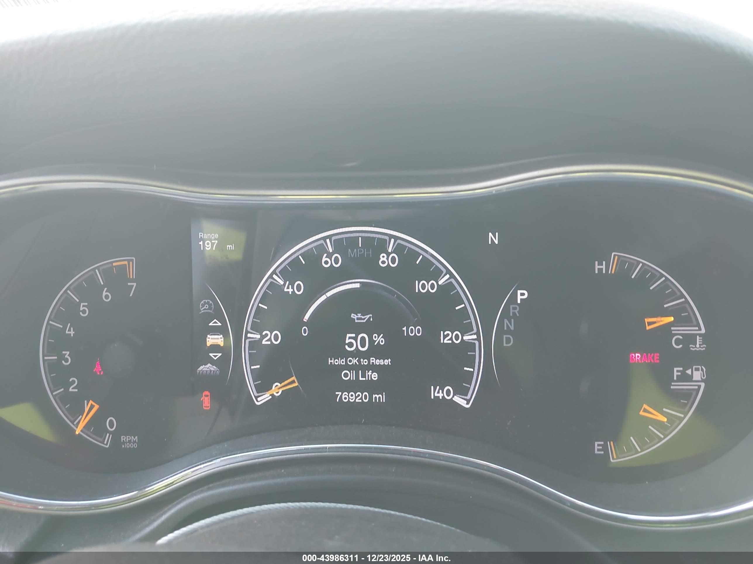 JEEP GRAND image 7