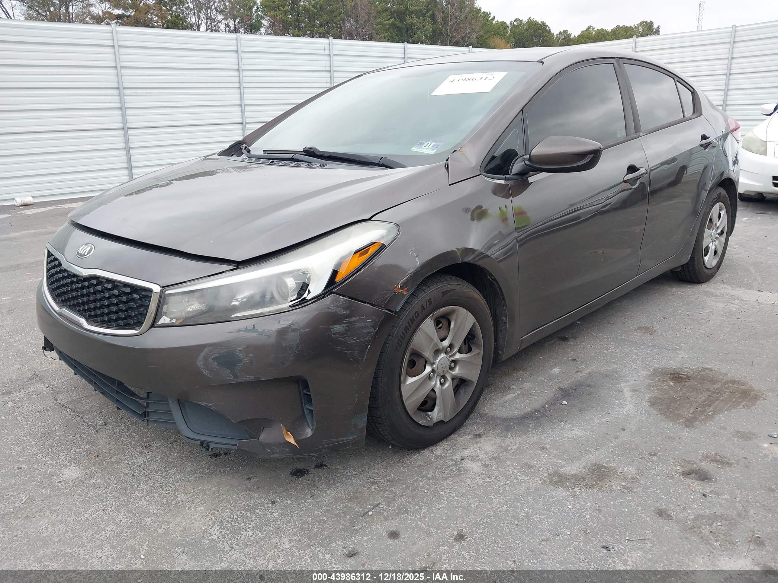 KIA FORTE image 2
