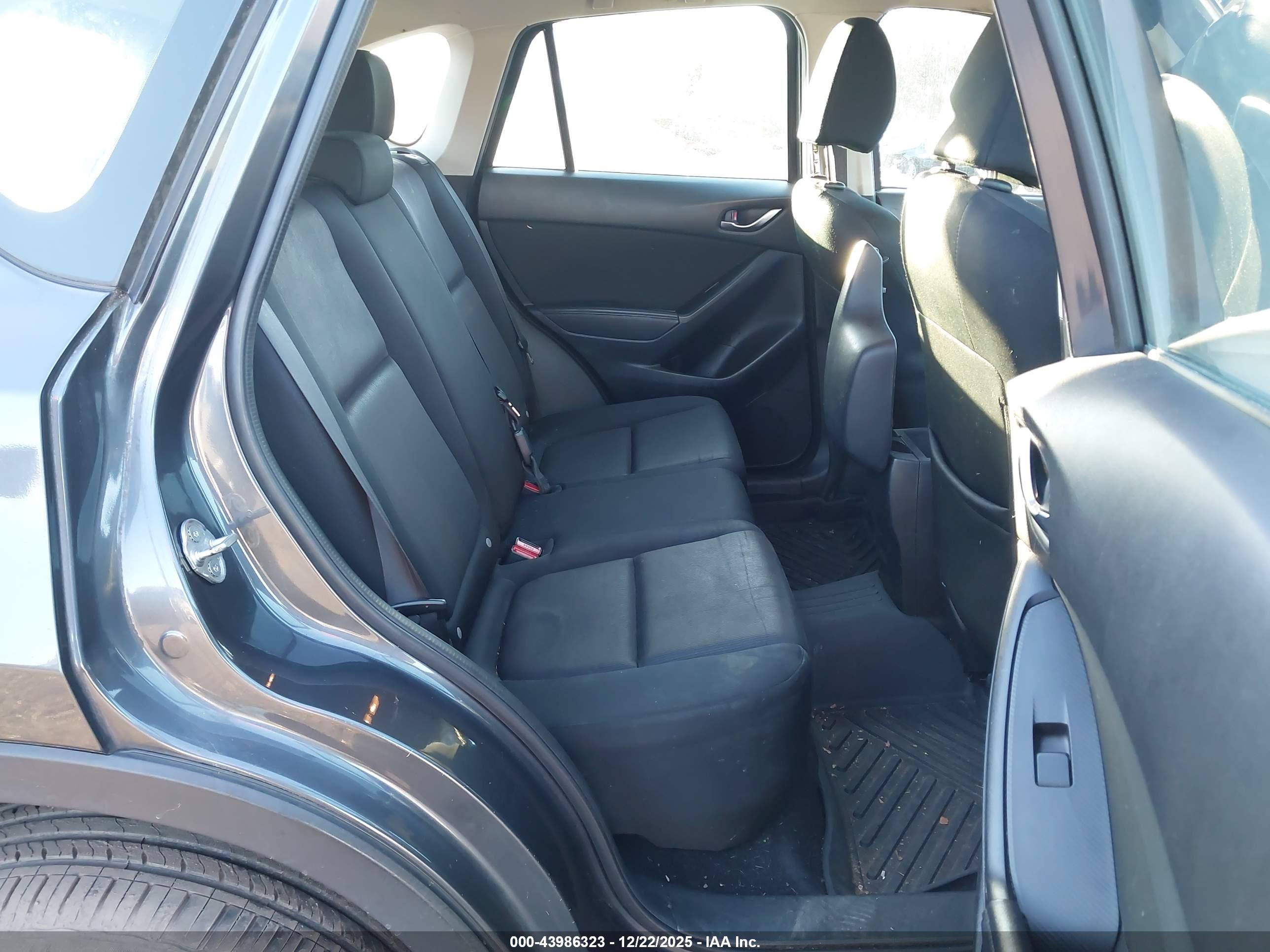 MAZDA CX-5 image 8