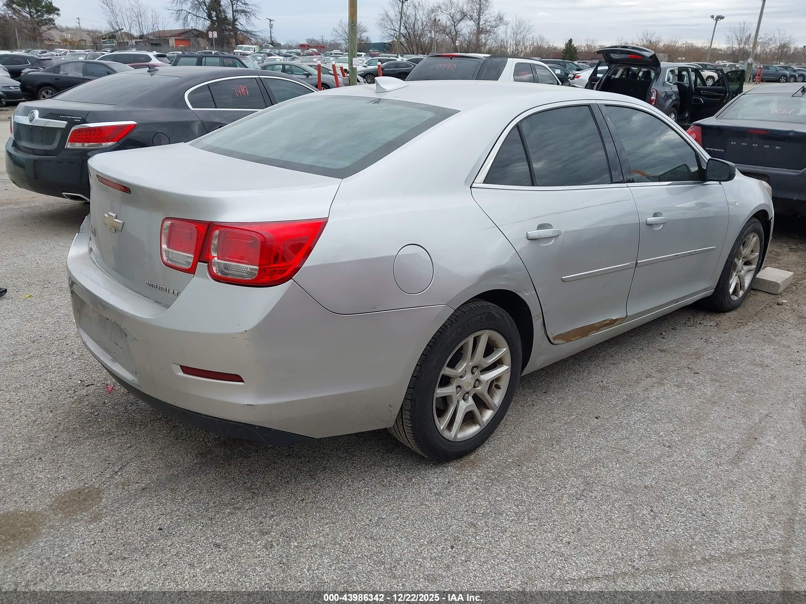CHEVROLET MALIBU image 4
