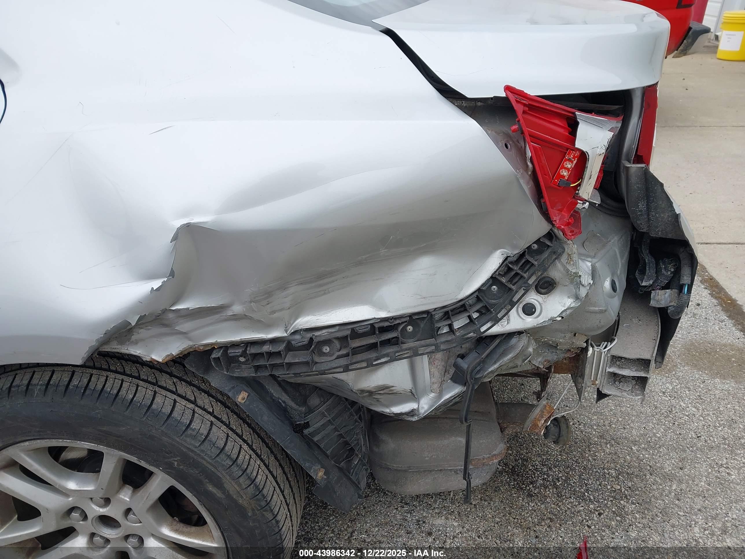 CHEVROLET MALIBU image 6