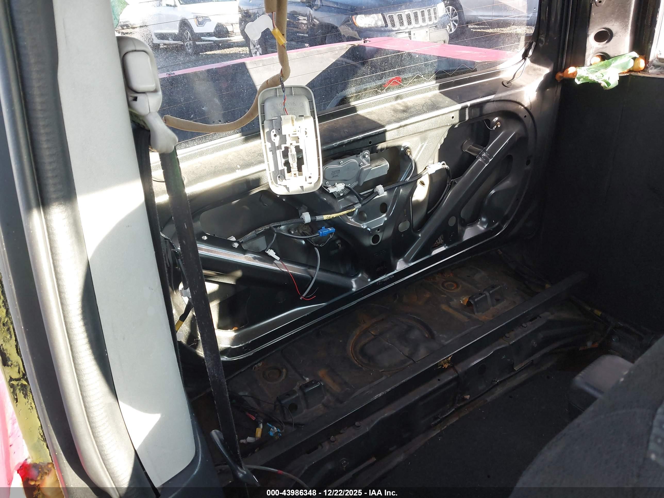 SCION XB image 8