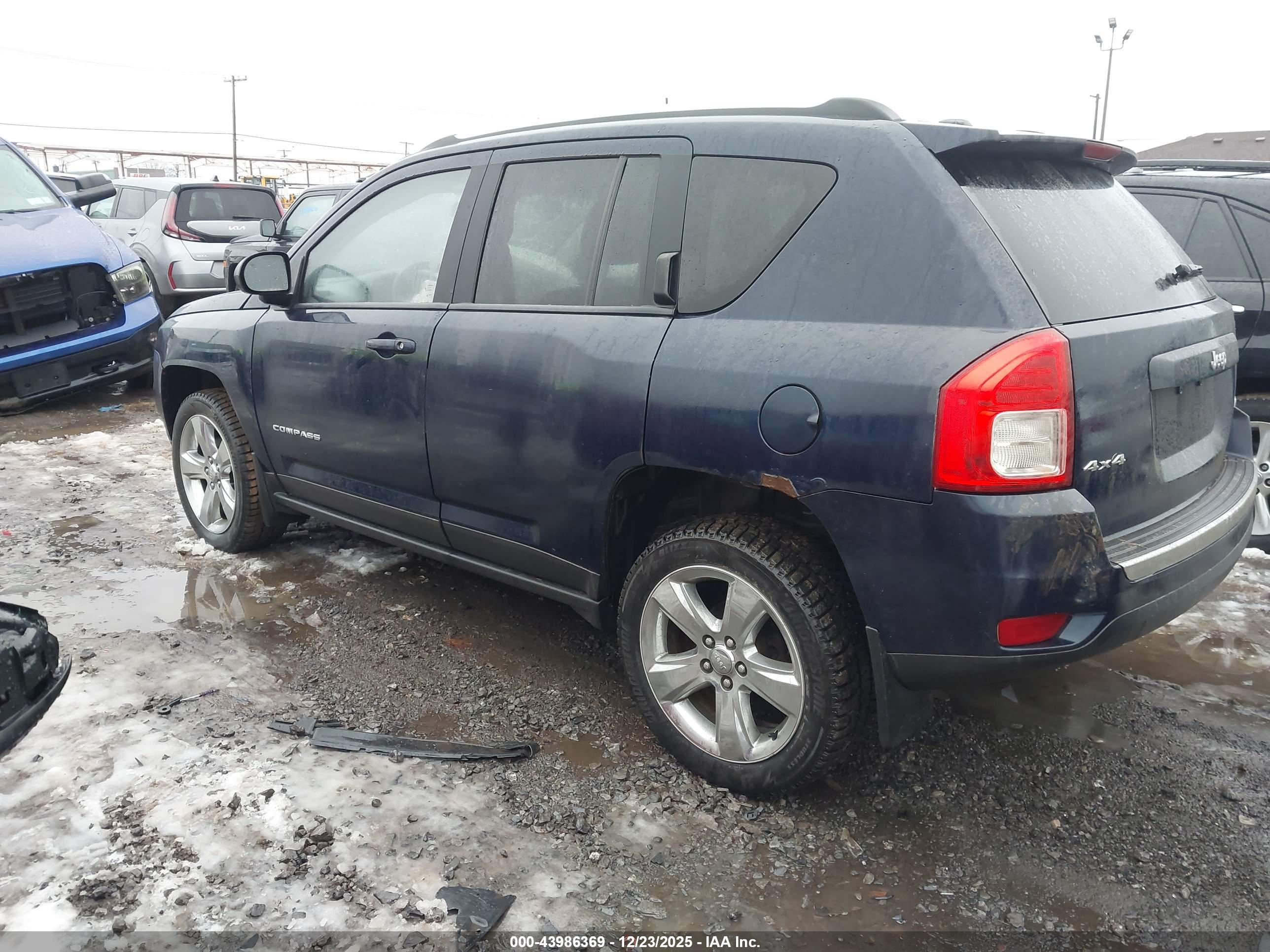JEEP COMPASS image 3