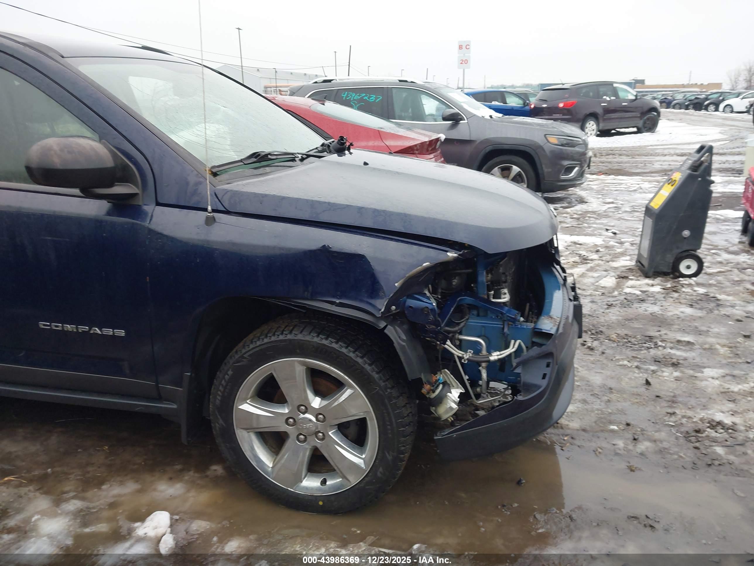 JEEP COMPASS image 6