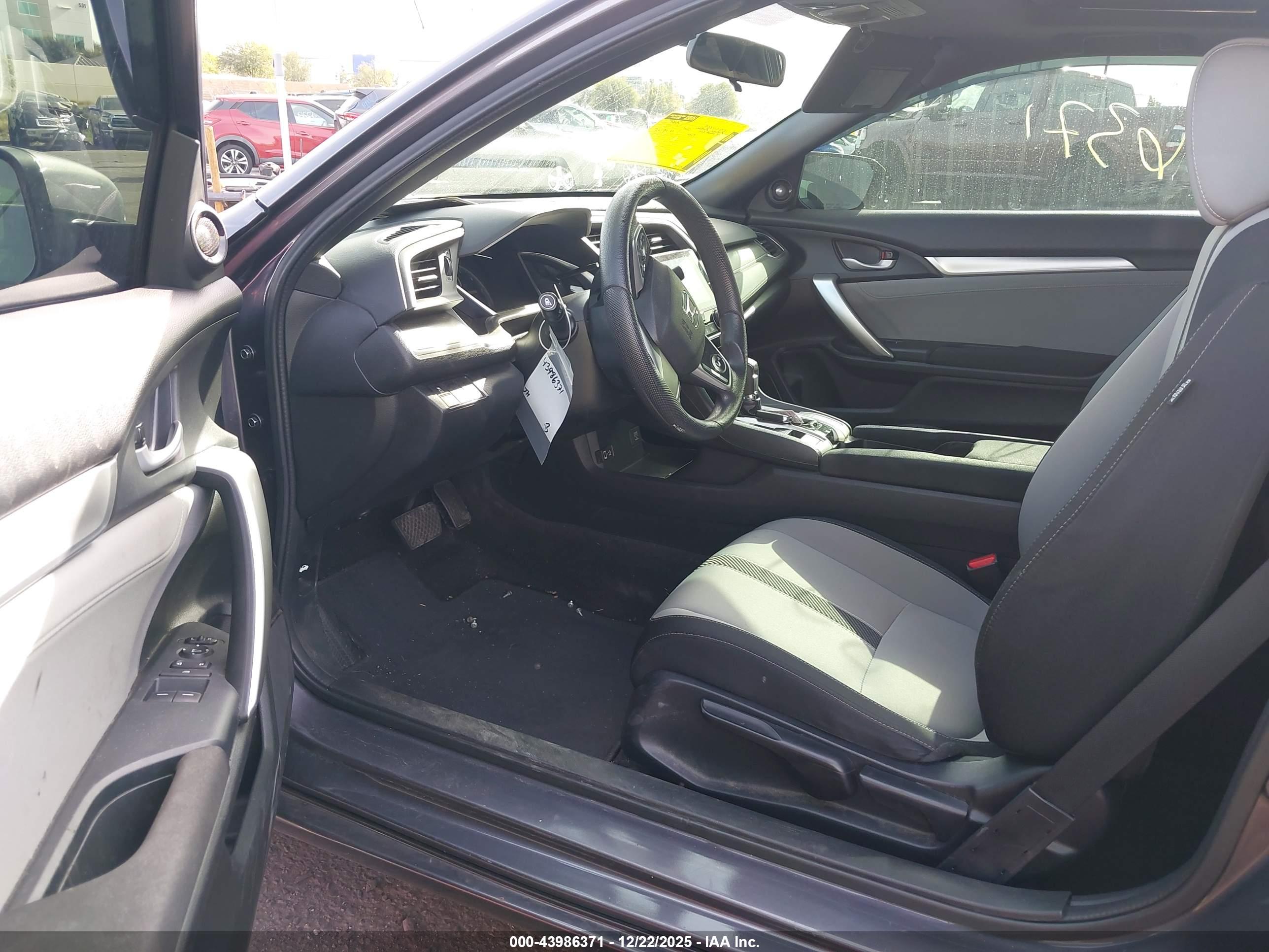 HONDA CIVIC image 5