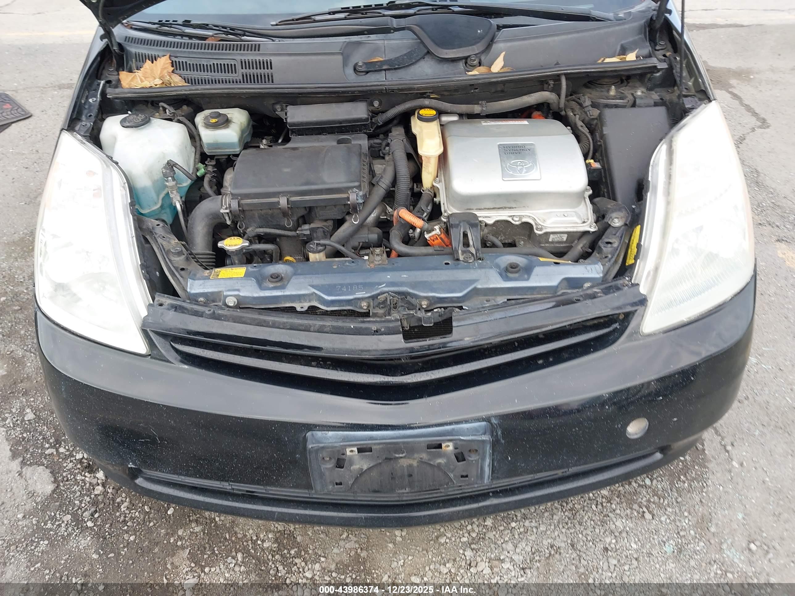 TOYOTA PRIUS image 10