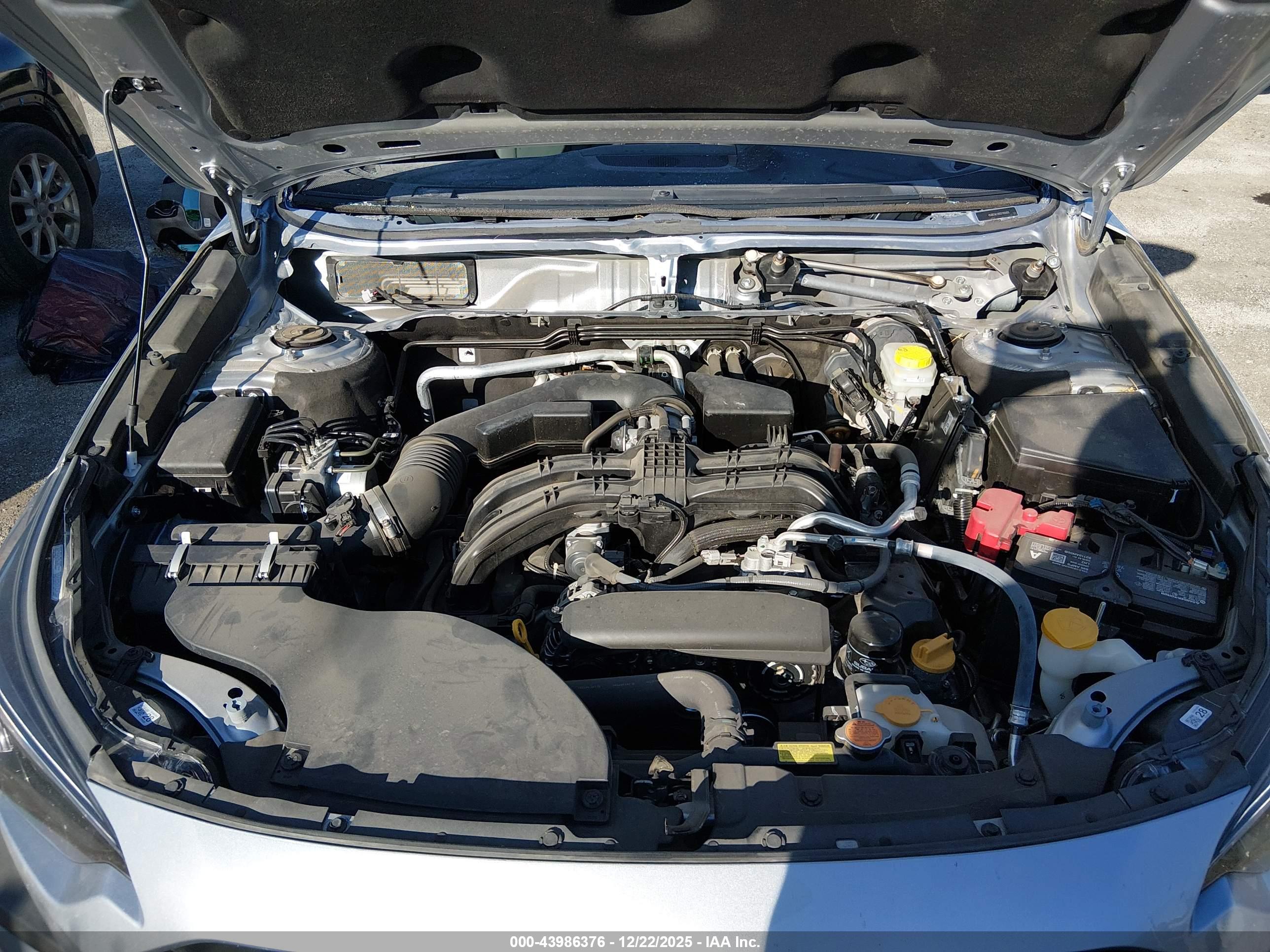 SUBARU OUTBACK image 10