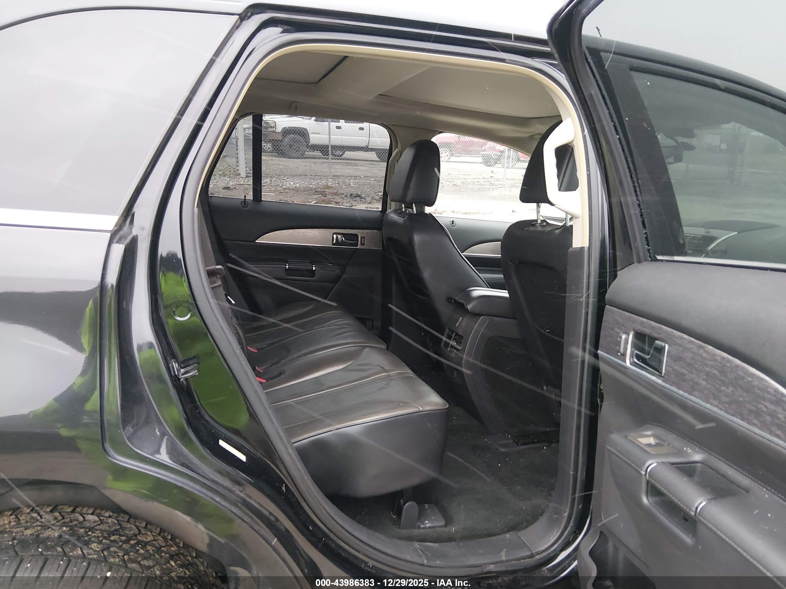 LINCOLN MKX image 8
