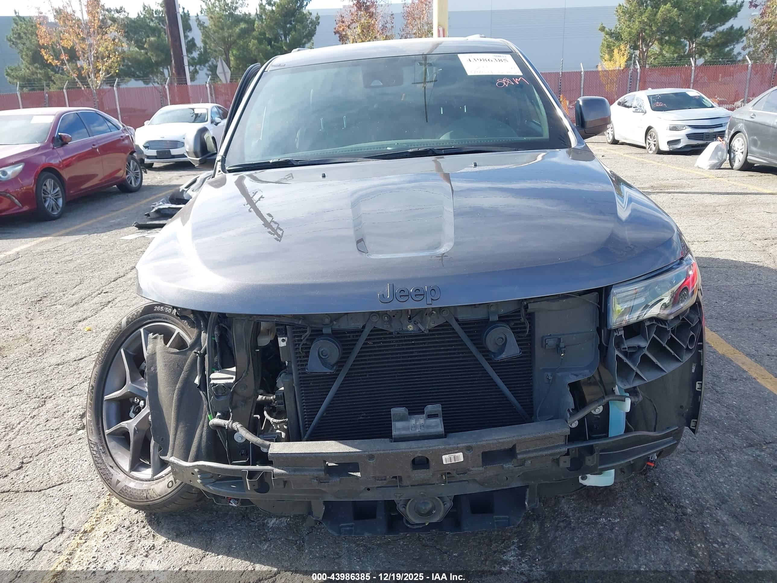JEEP GRAND image 6