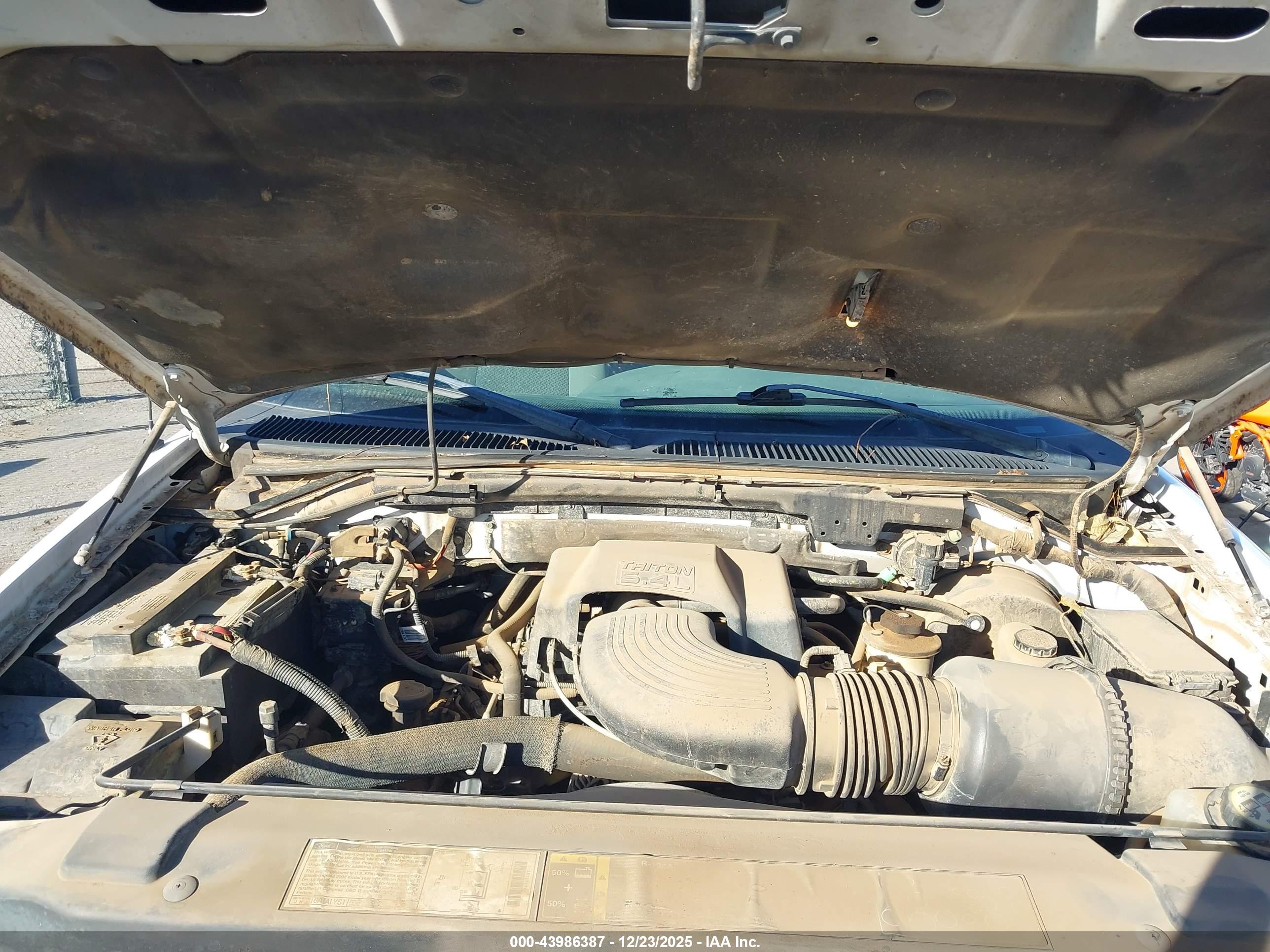 FORD F-150 image 10