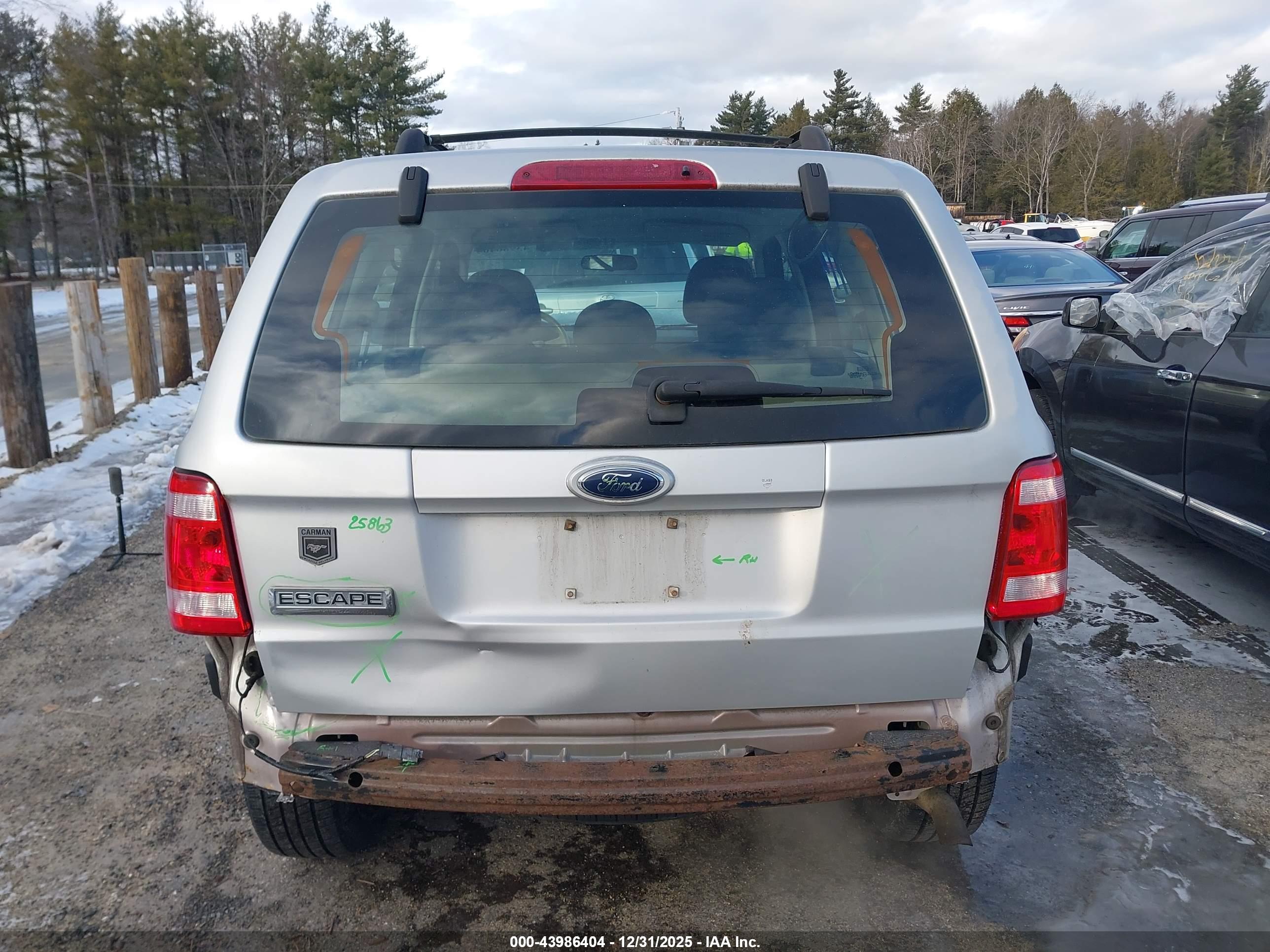 FORD ESCAPE image 6