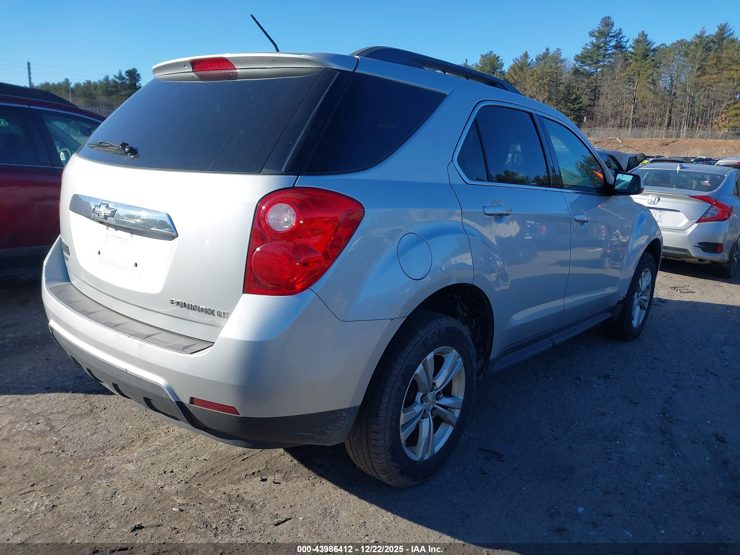 CHEVROLET EQUINOX image 4