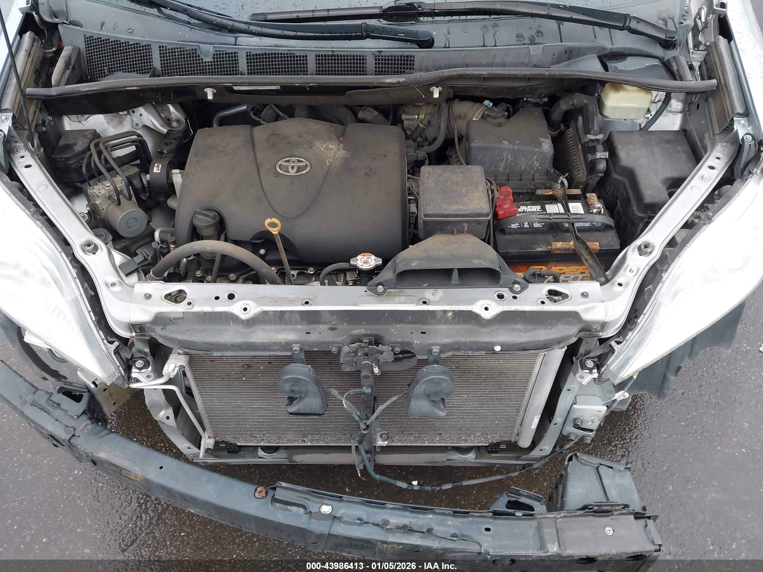 TOYOTA SIENNA image 10
