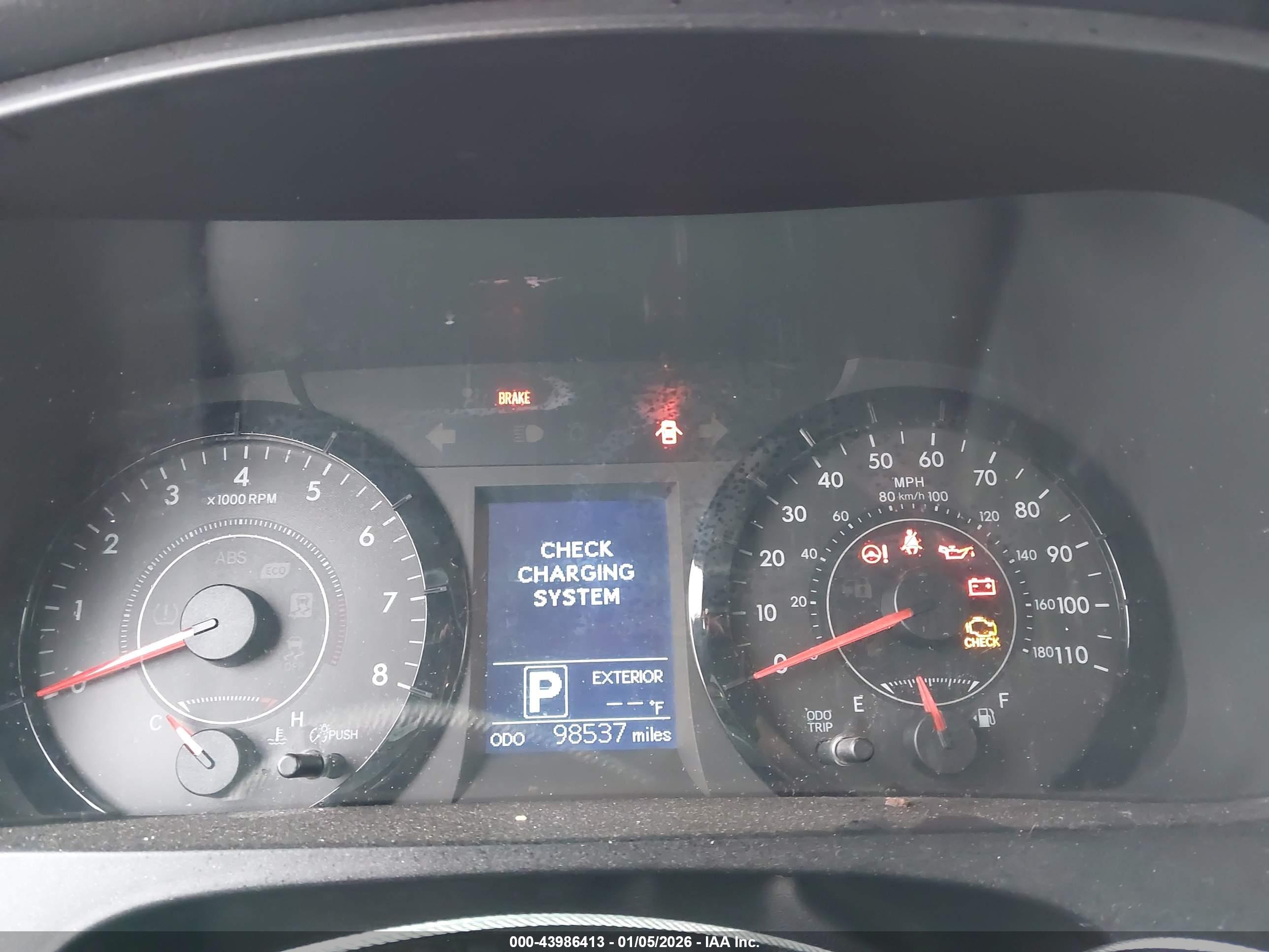 TOYOTA SIENNA image 7