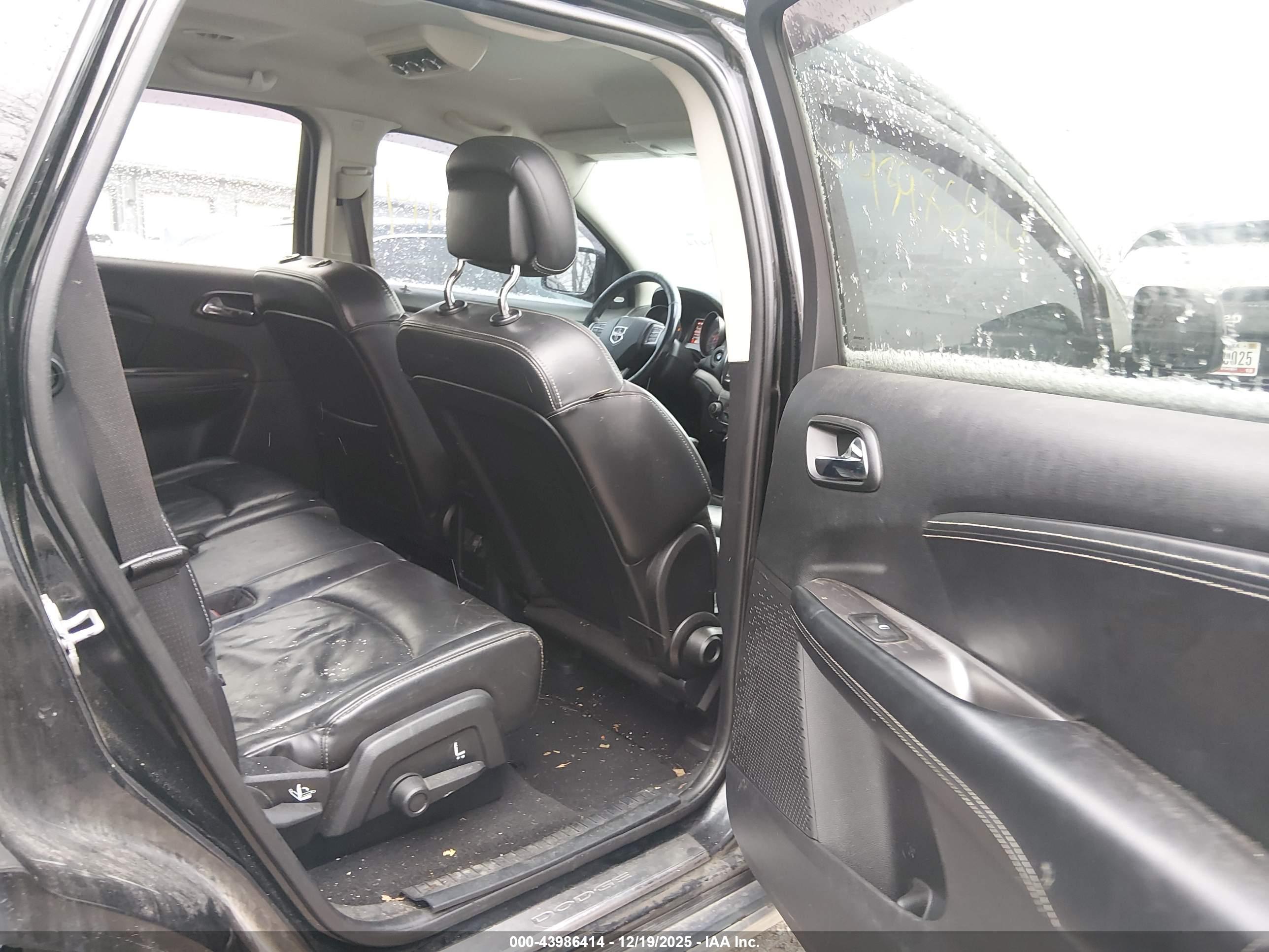 DODGE JOURNEY image 8