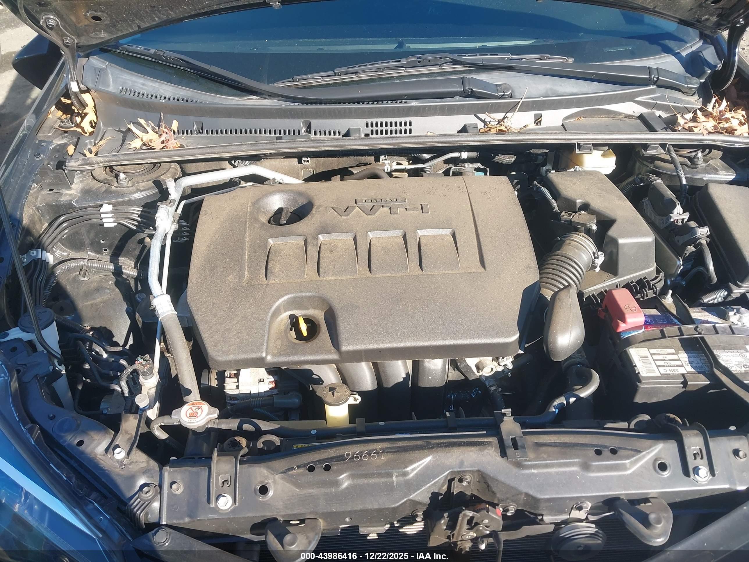 TOYOTA COROLLA image 10