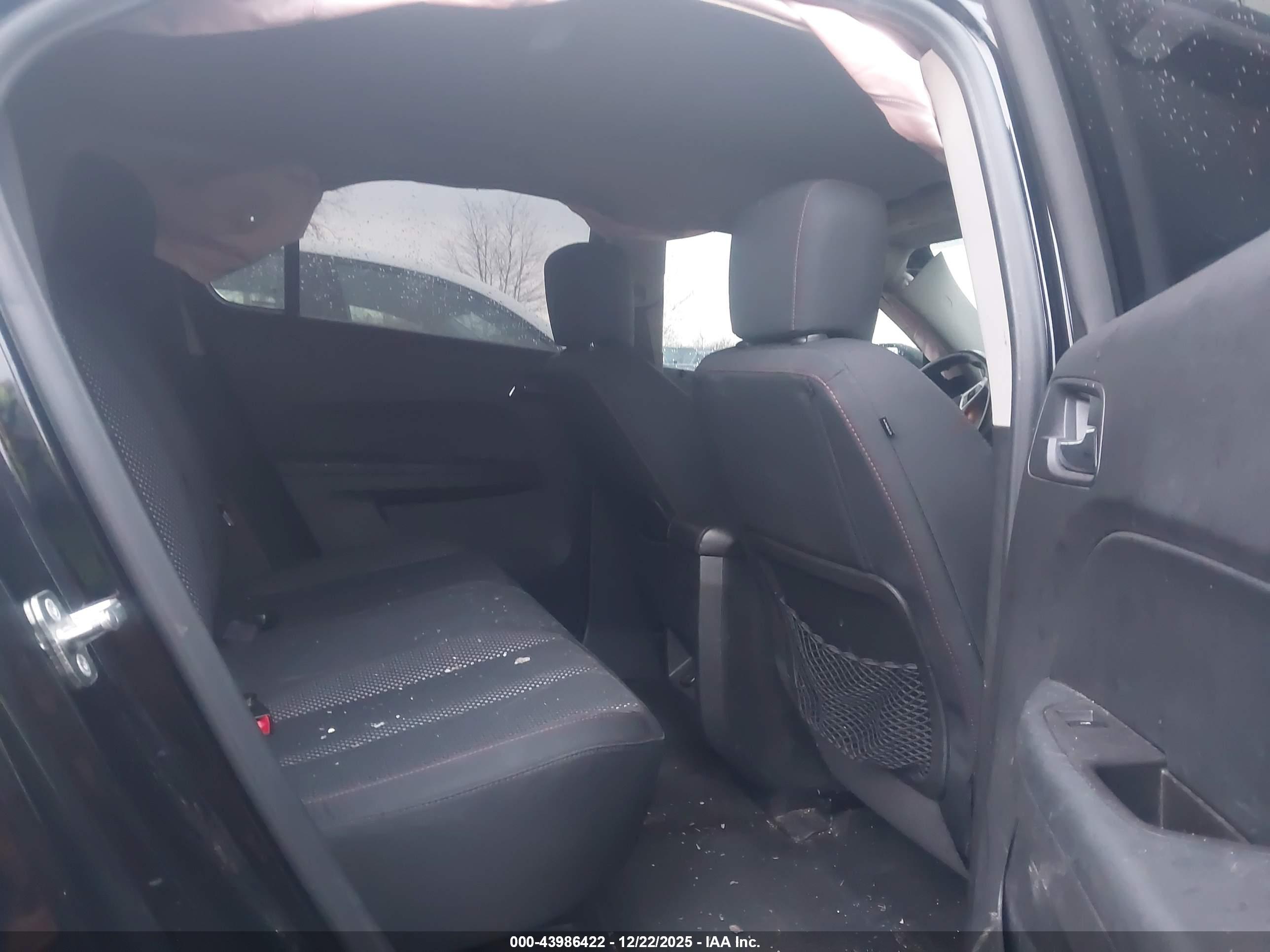 CHEVROLET EQUINOX image 8