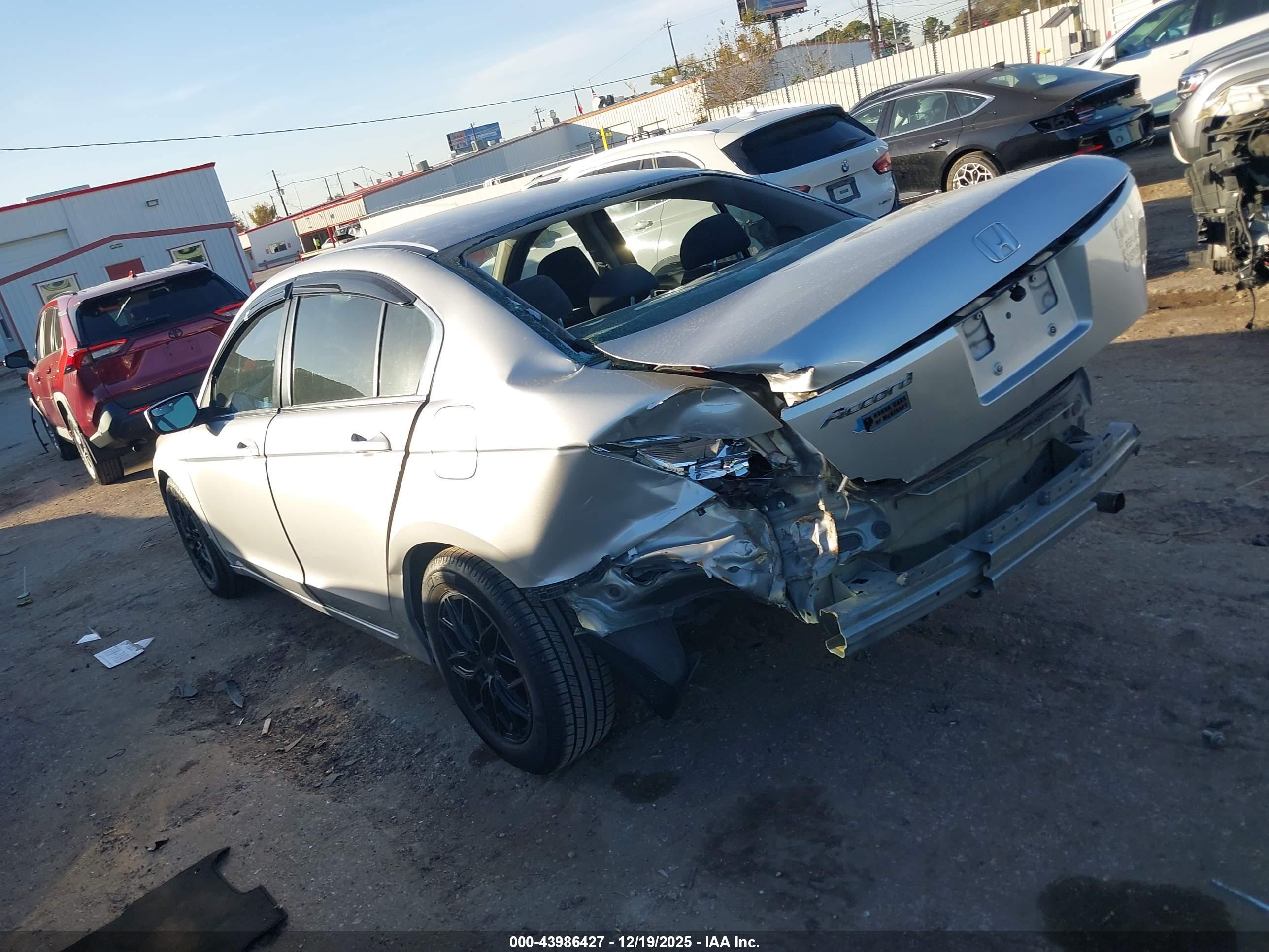 HONDA ACCORD image 3