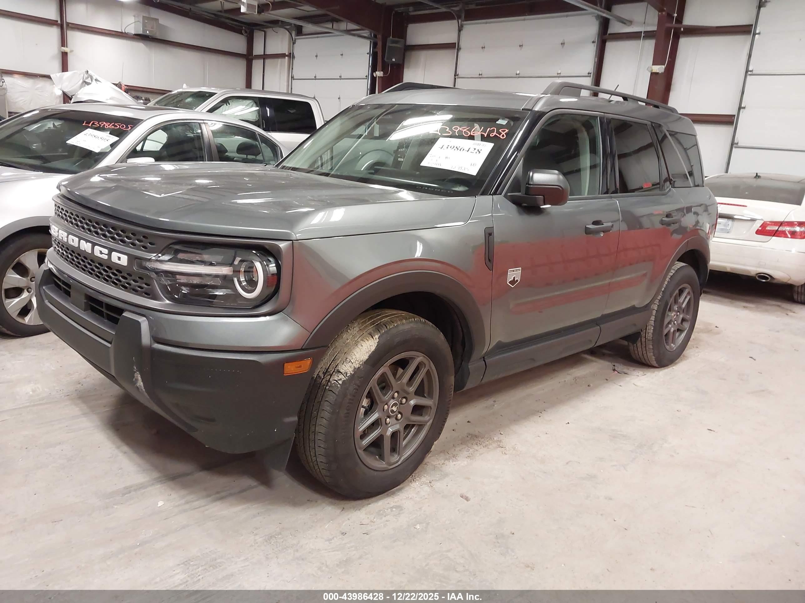FORD BRONCO image 2