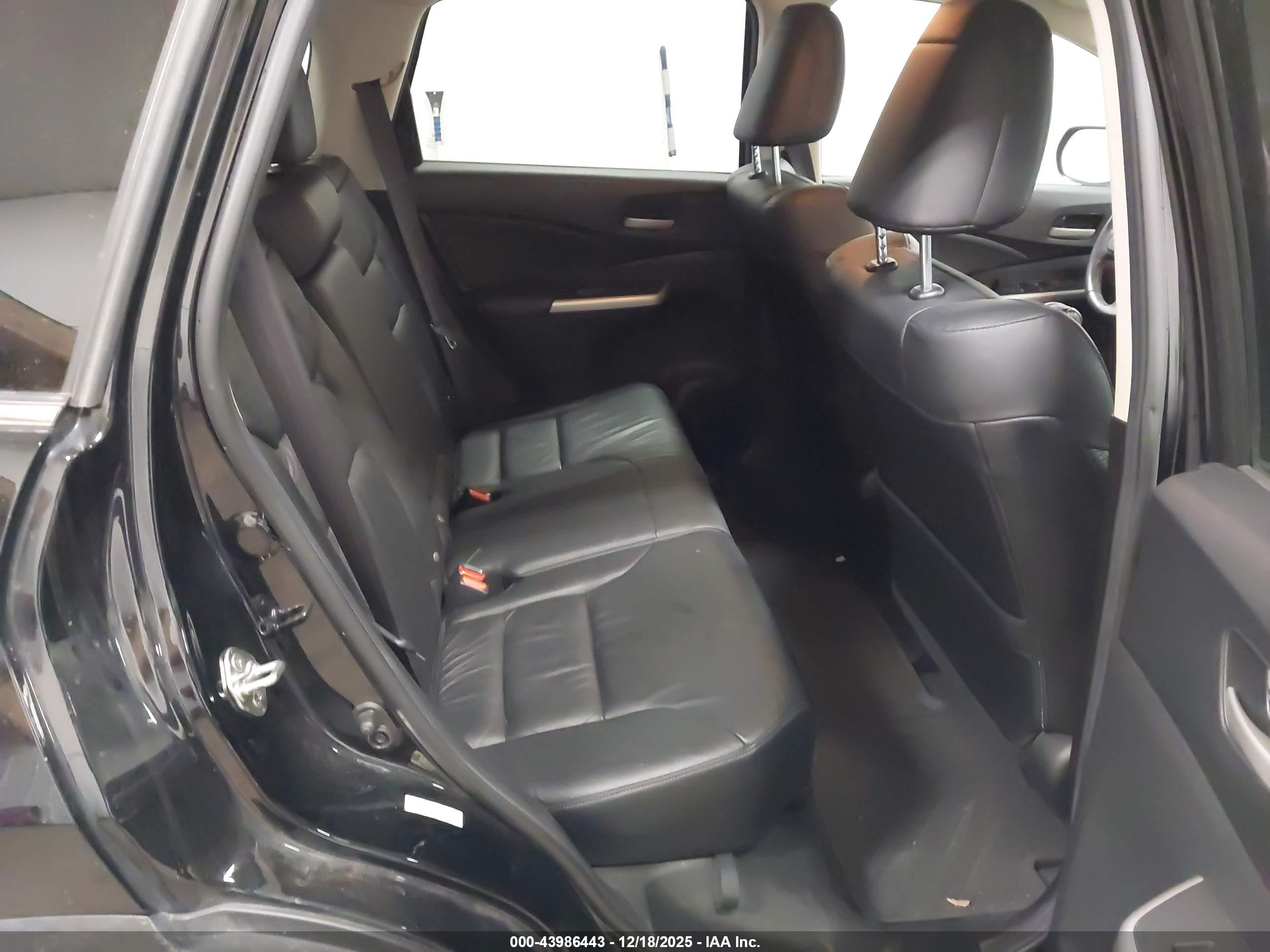 HONDA CR-V image 8