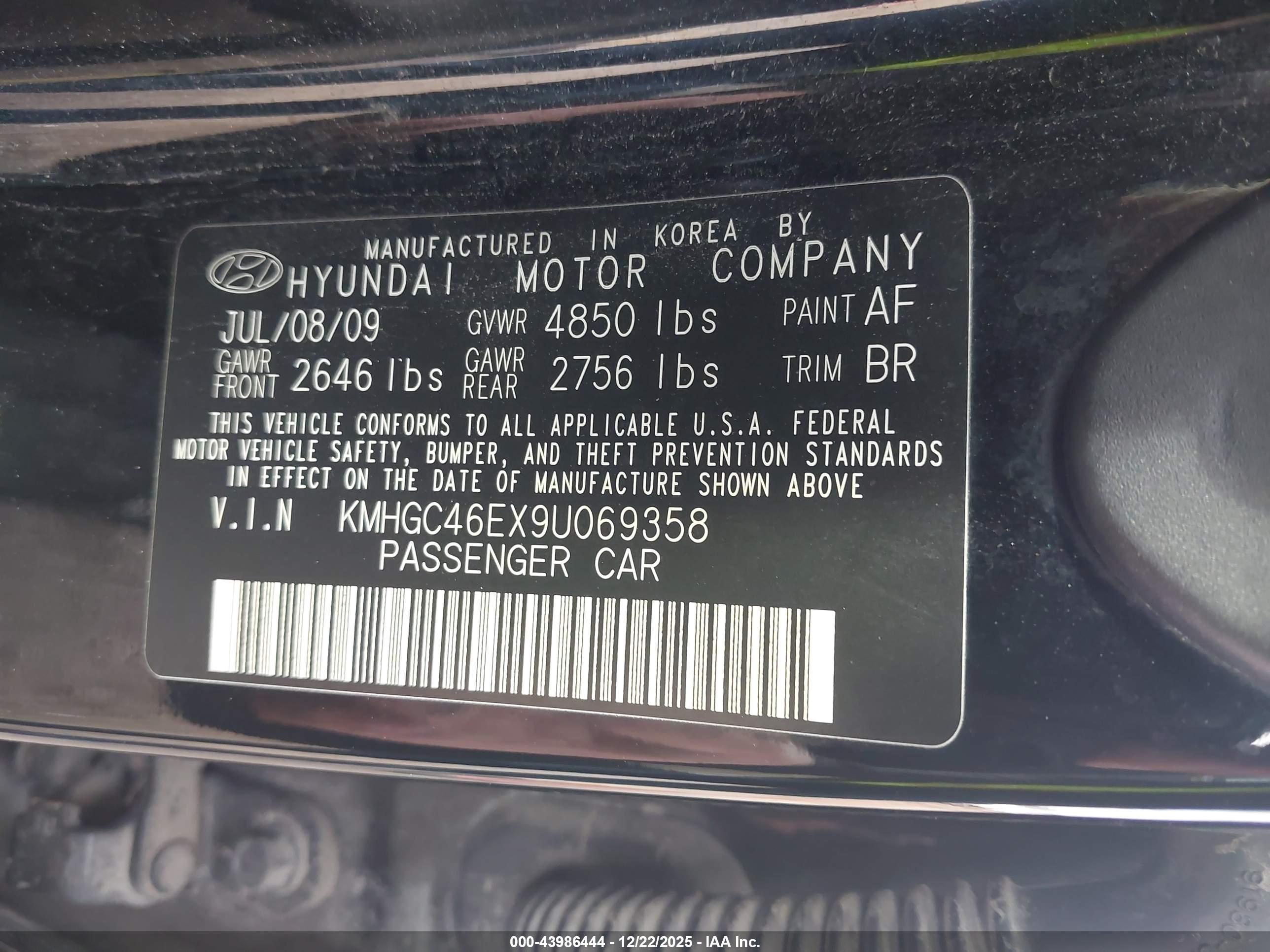 HYUNDAI GENESIS image 9