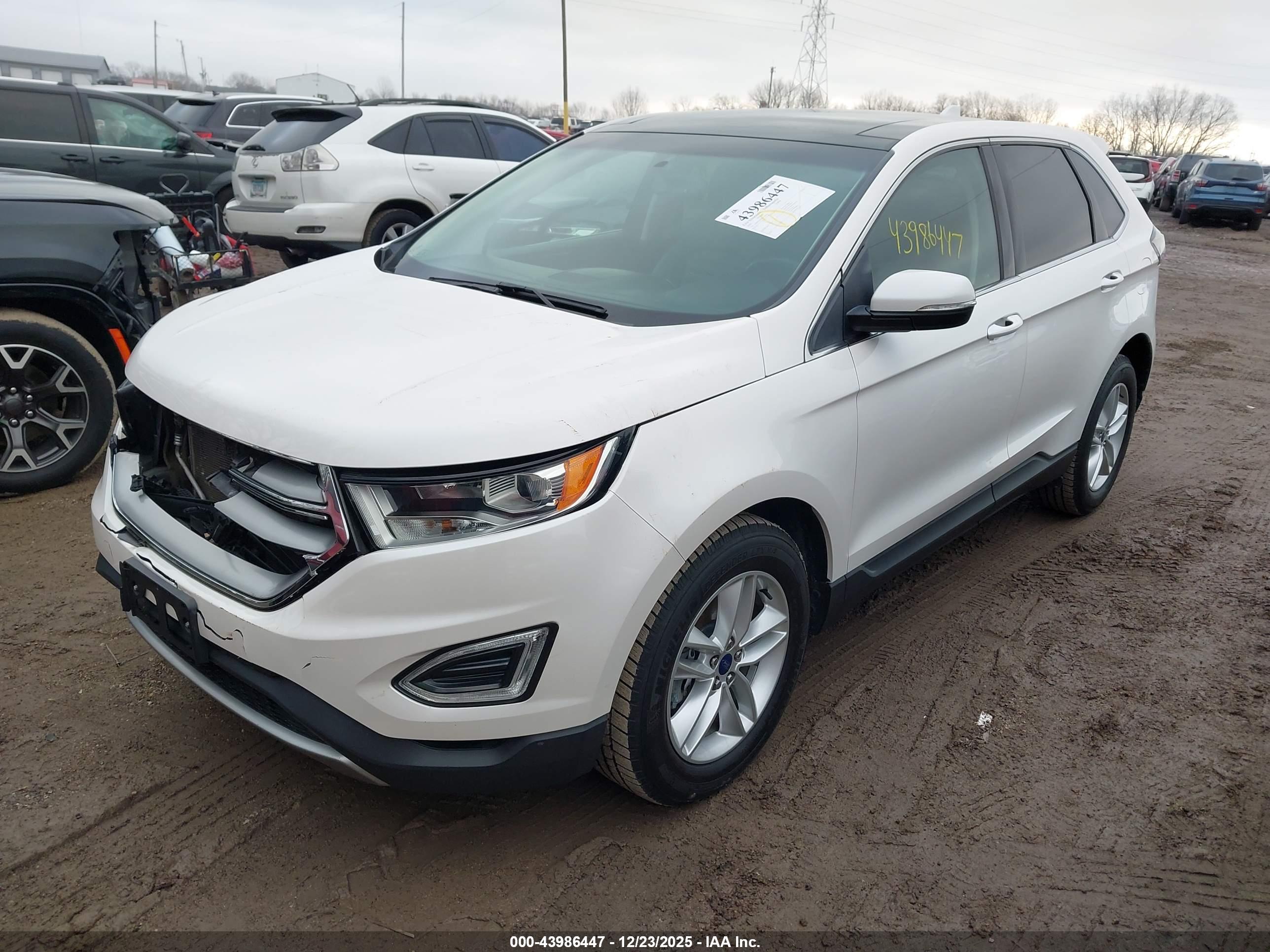 FORD EDGE image 2
