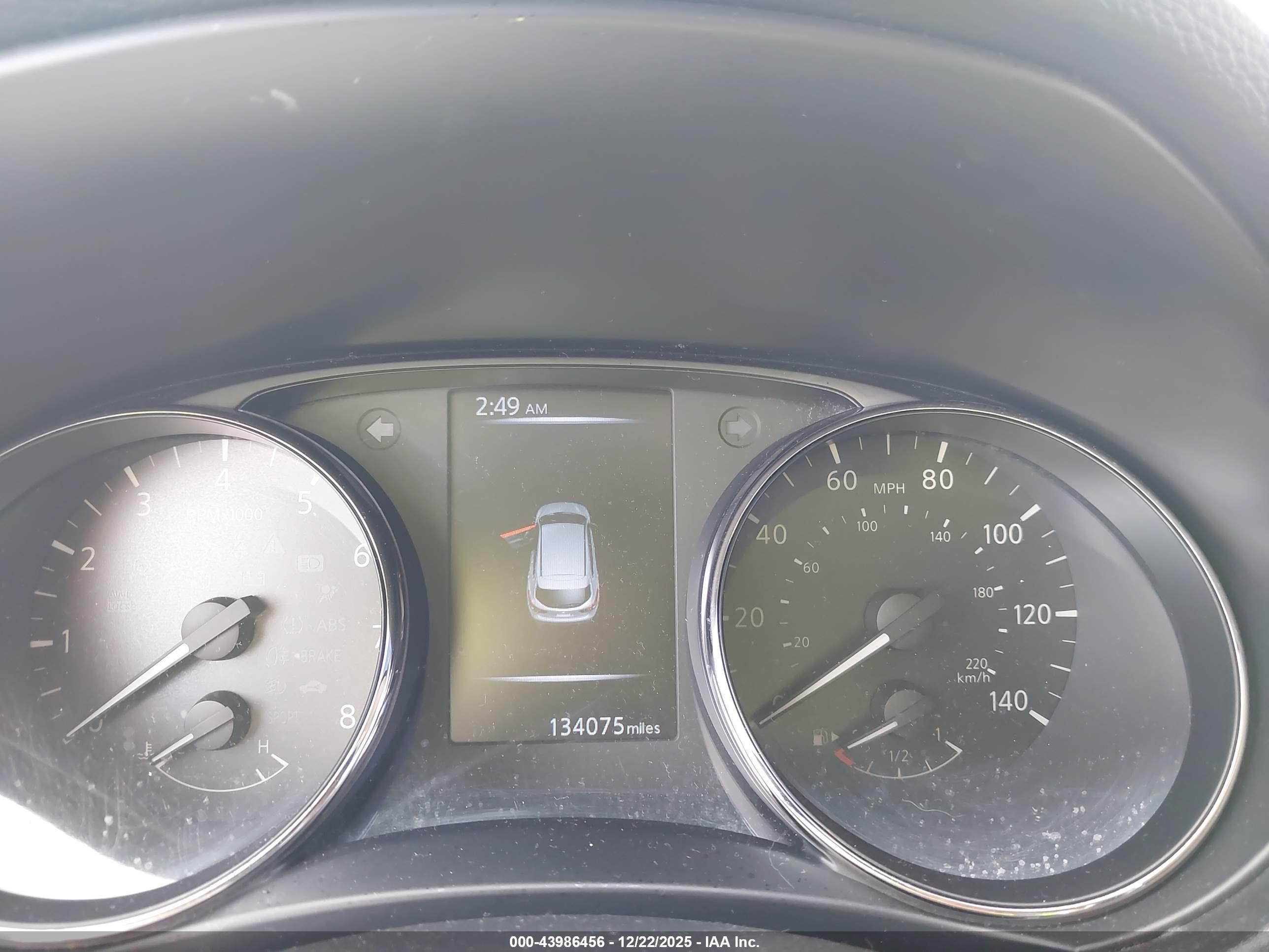 NISSAN ROGUE image 7