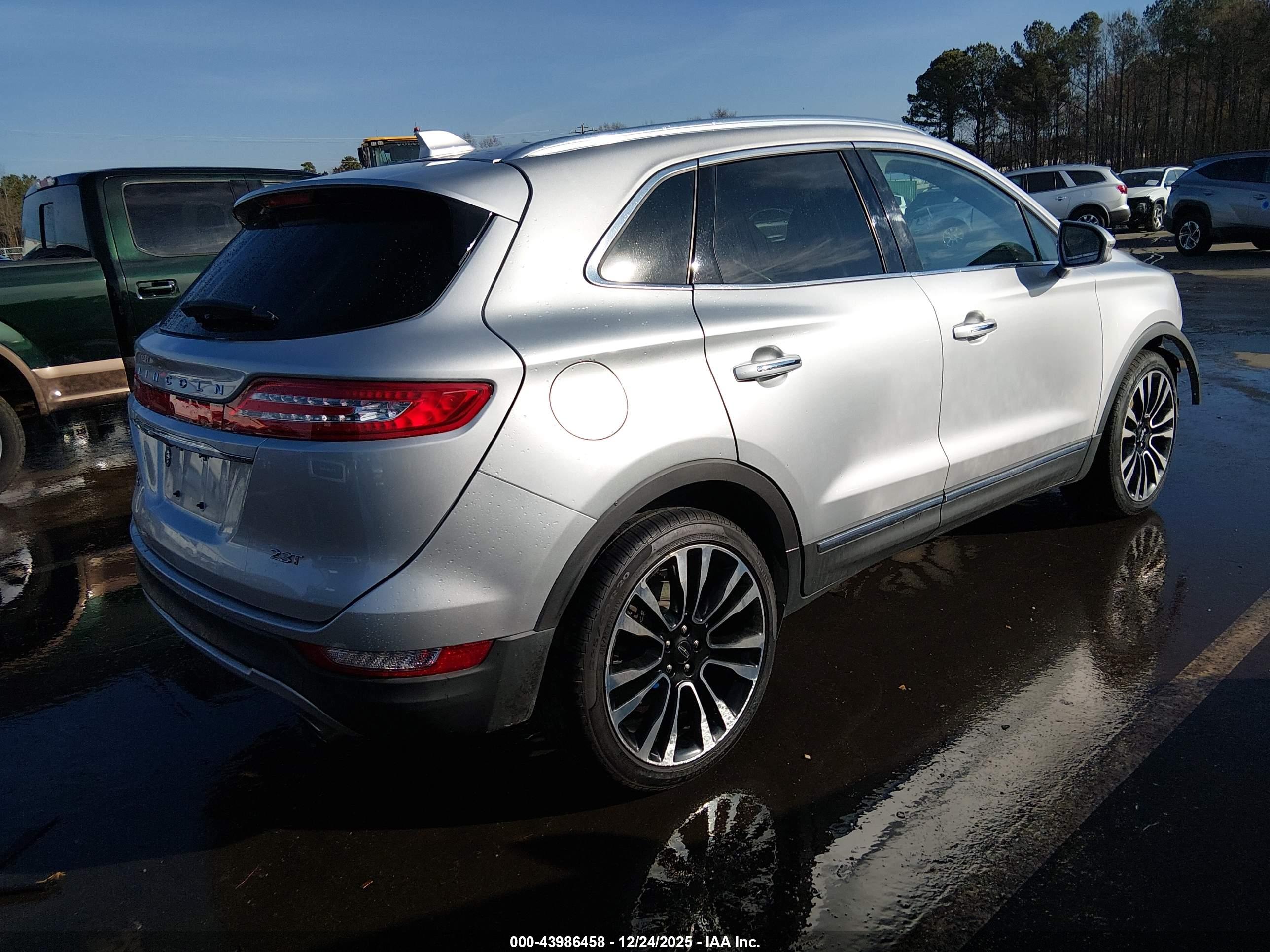 LINCOLN MKC image 4