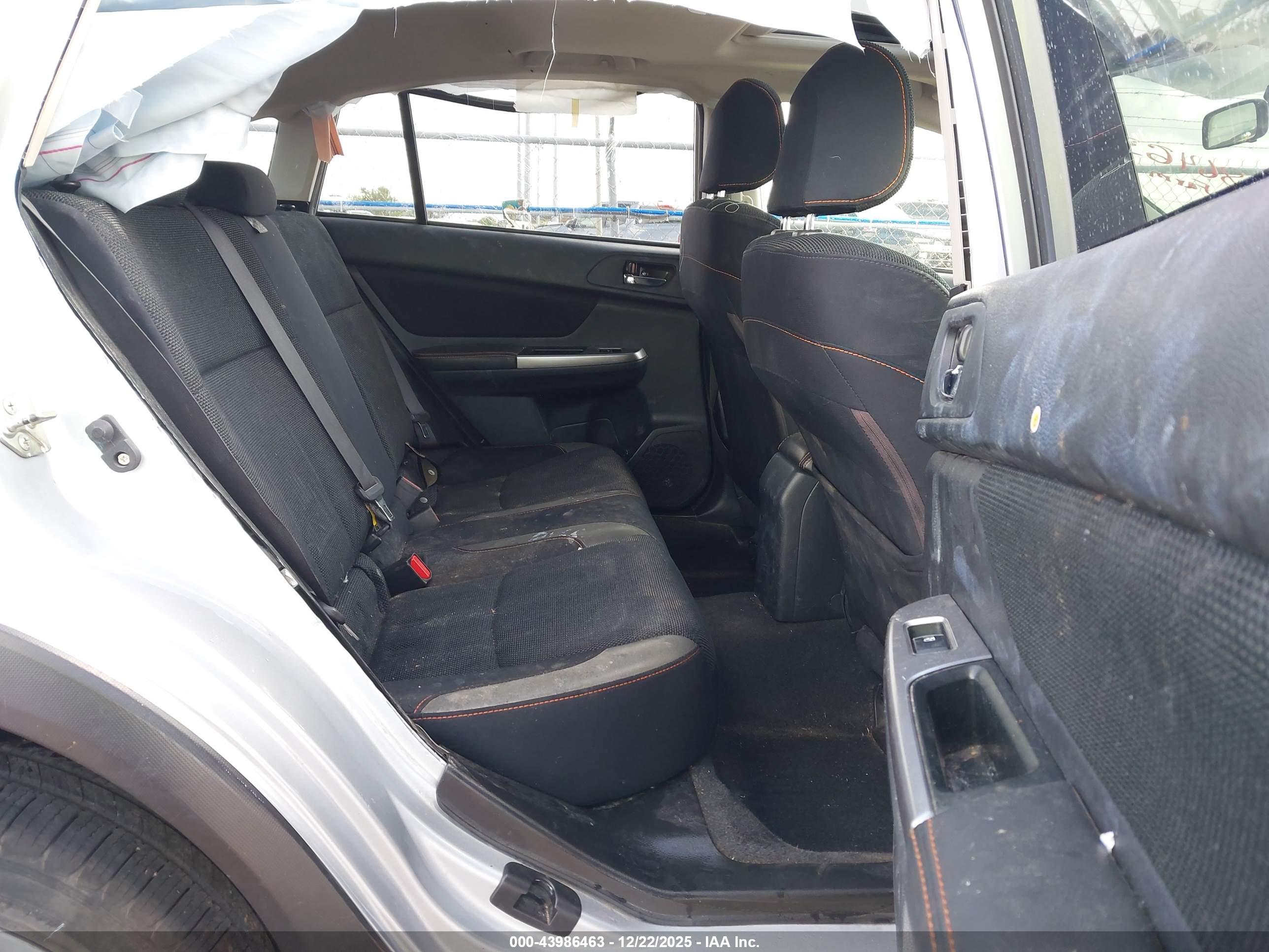 SUBARU CROSSTREK image 8