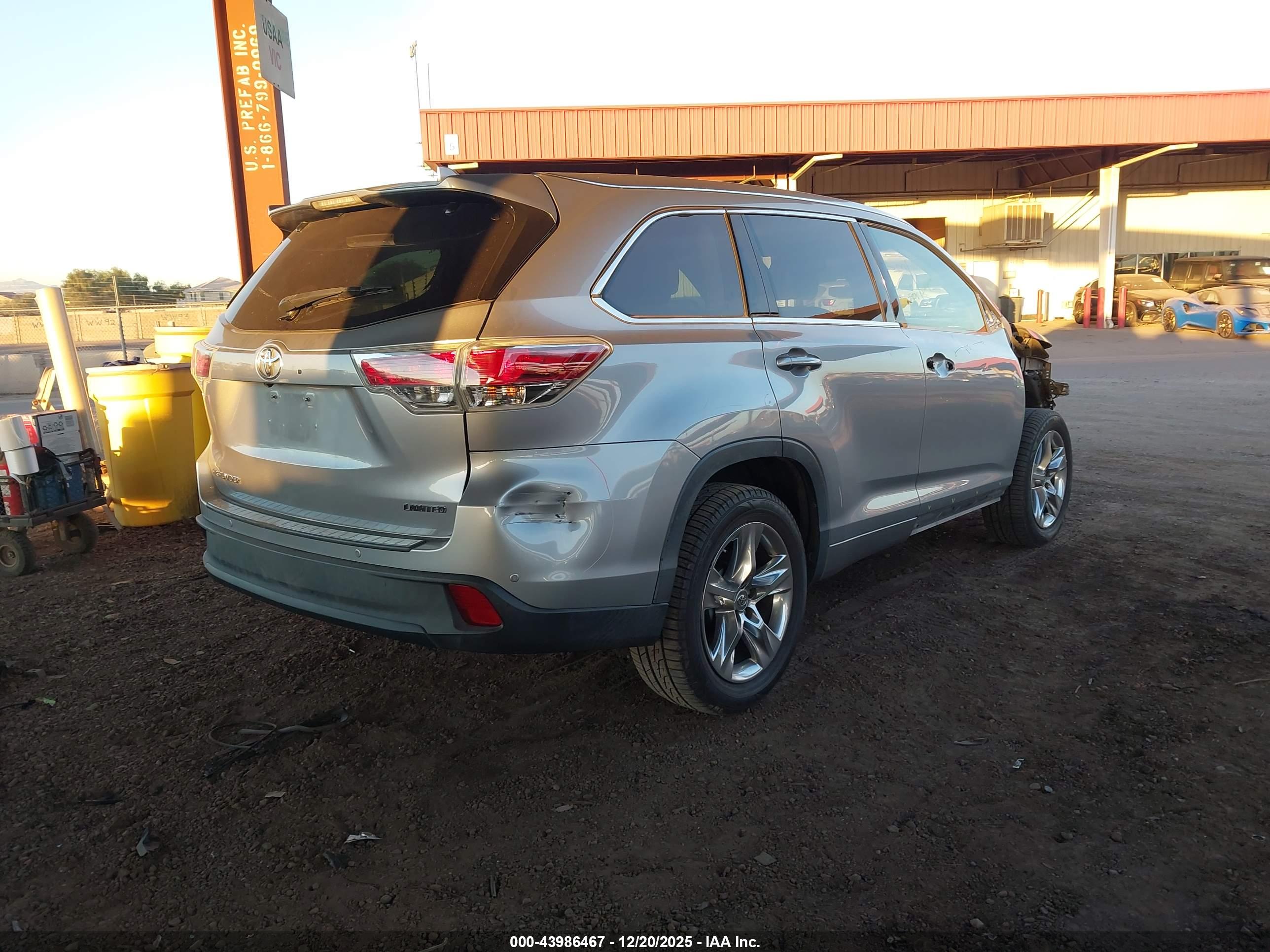 TOYOTA HIGHLANDER image 4