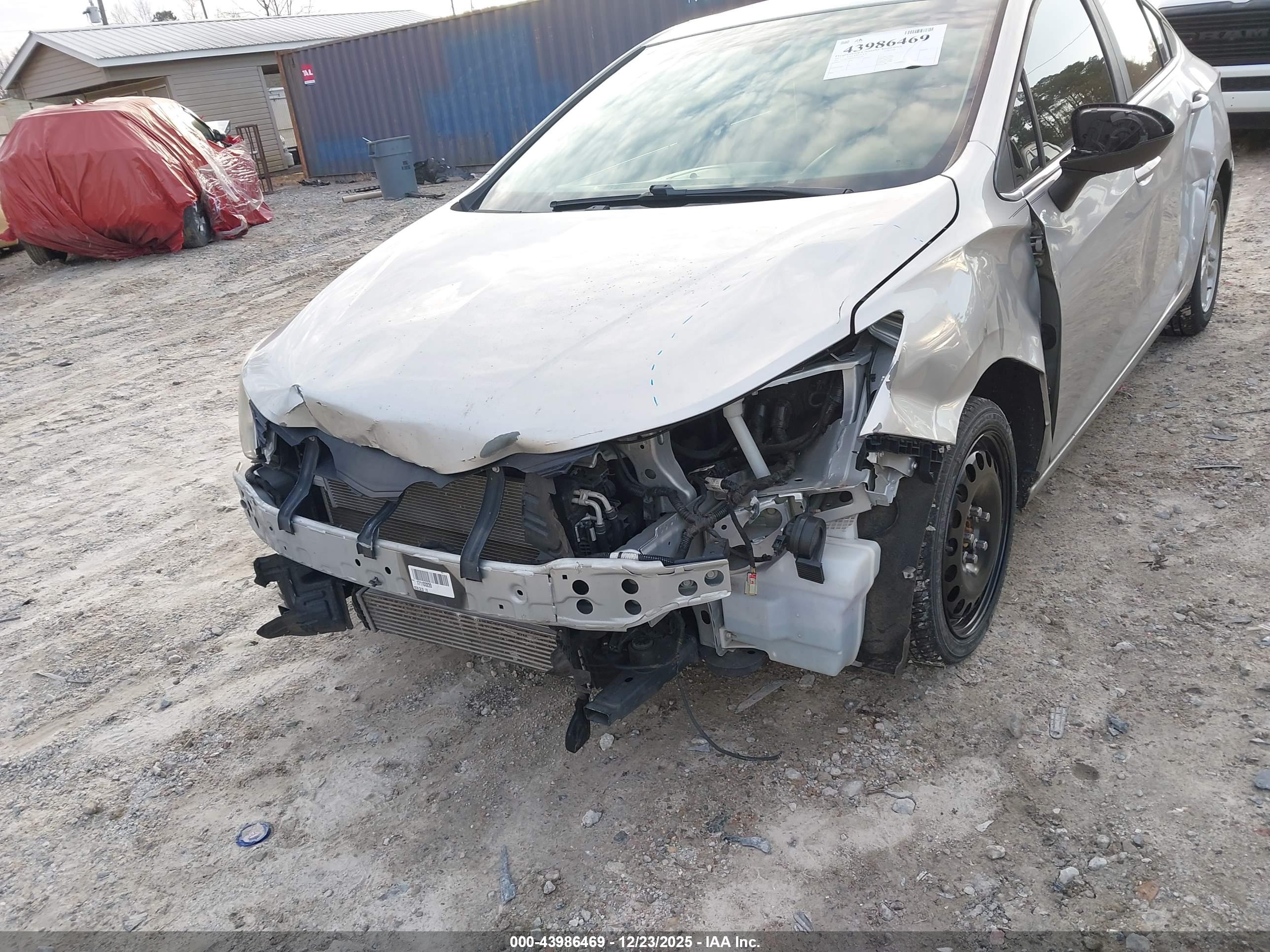 CHEVROLET CRUZE image 6