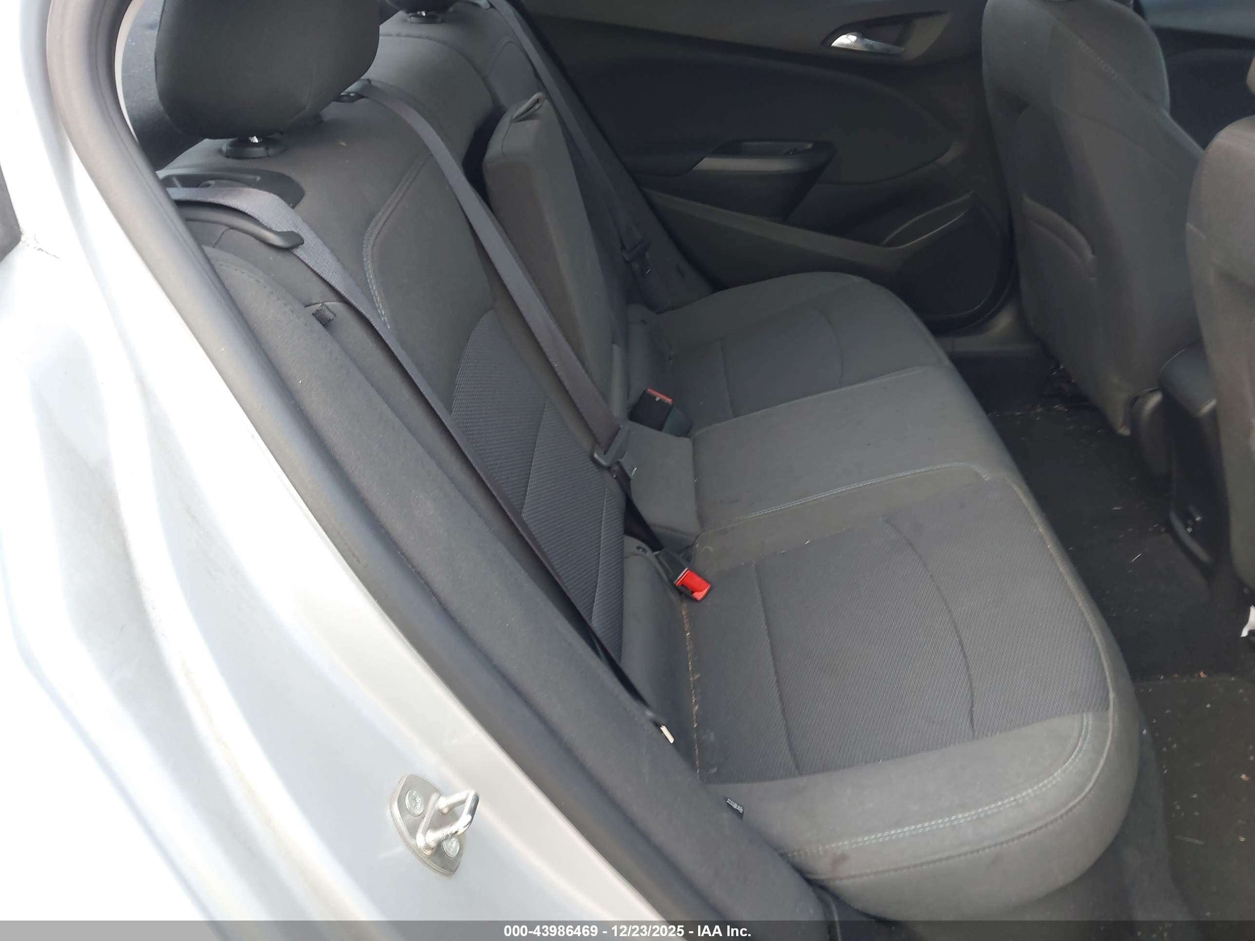 CHEVROLET CRUZE image 8