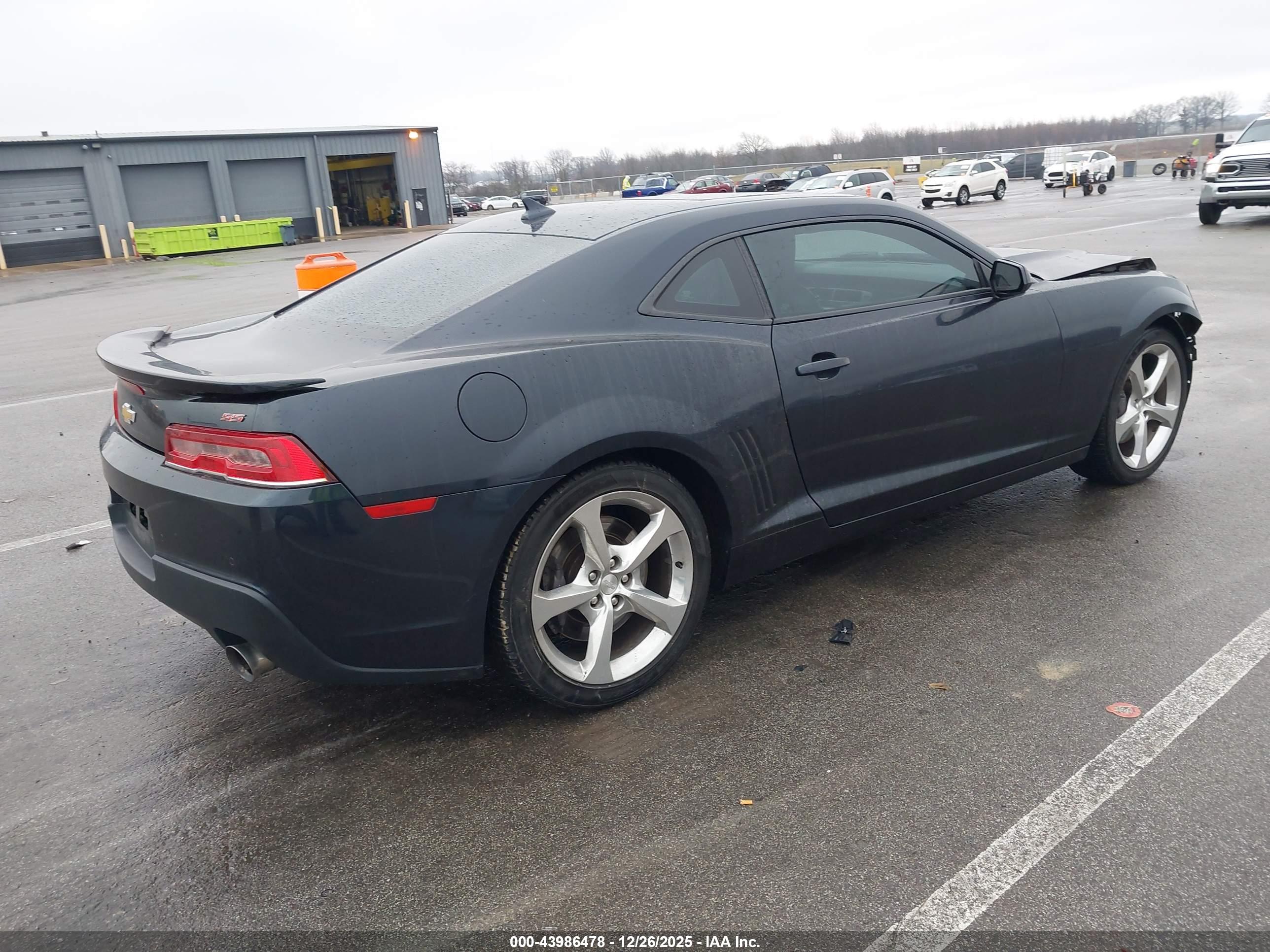 CHEVROLET CAMARO image 4