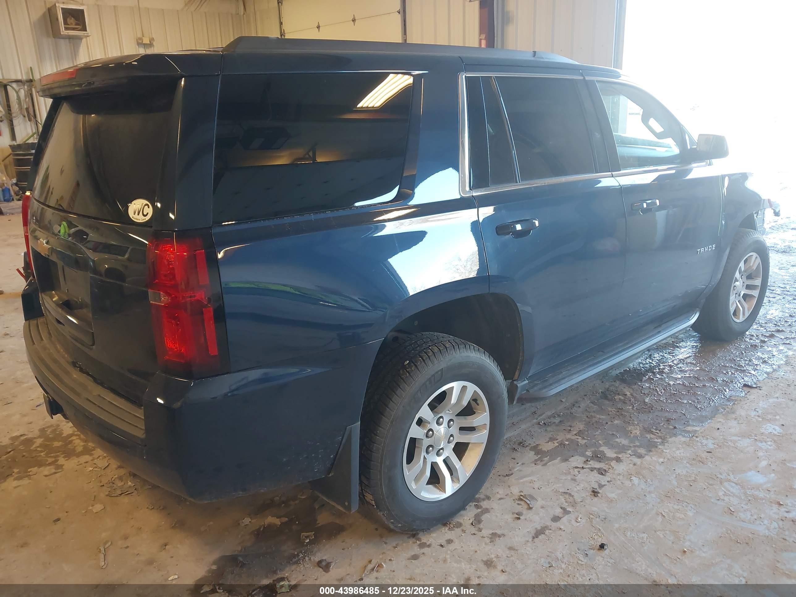 CHEVROLET TAHOE image 4