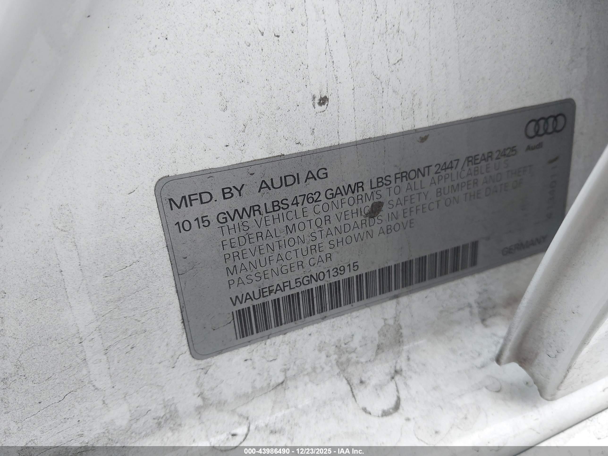 AUDI A4 image 9