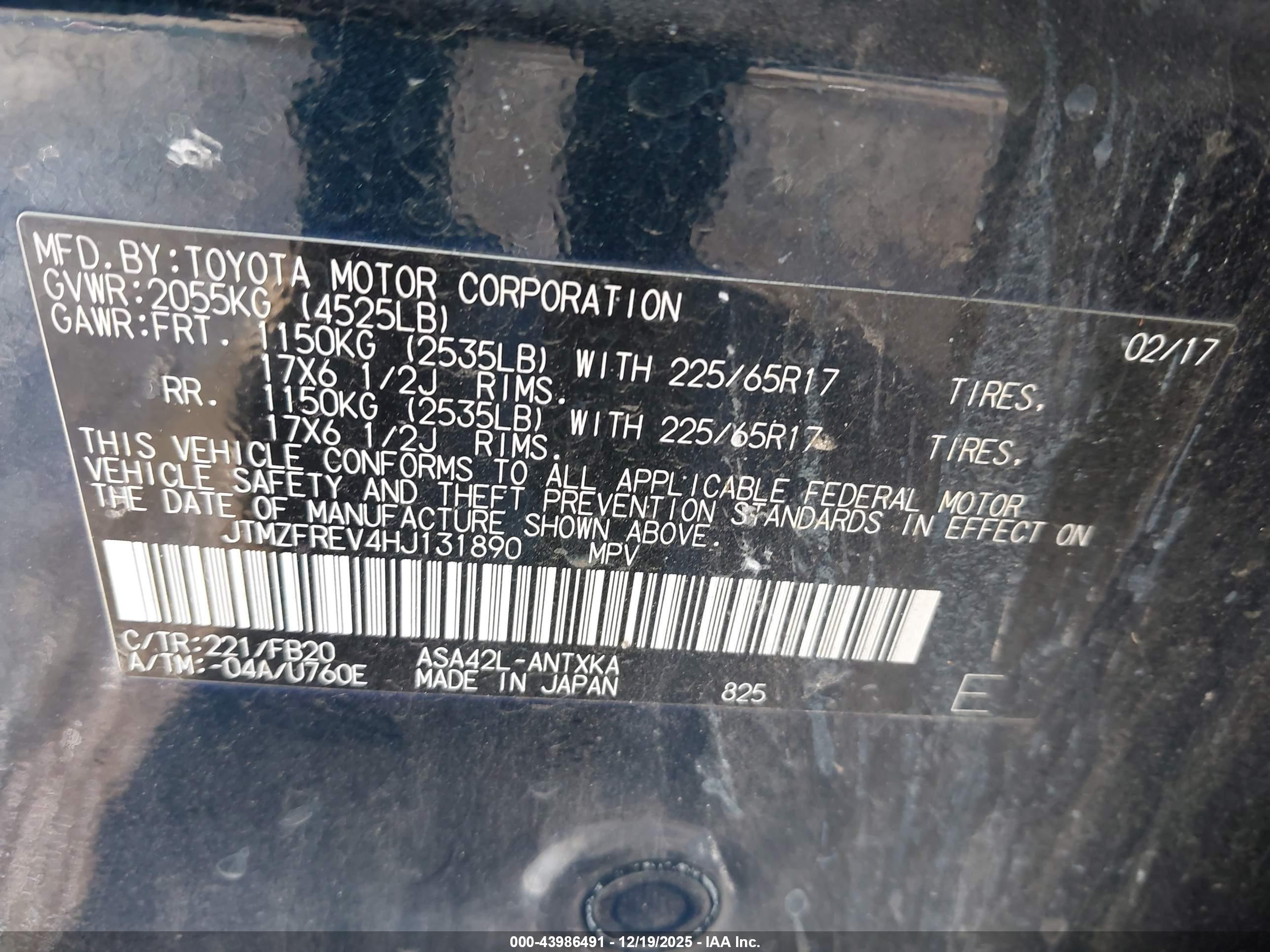 TOYOTA RAV4 image 9