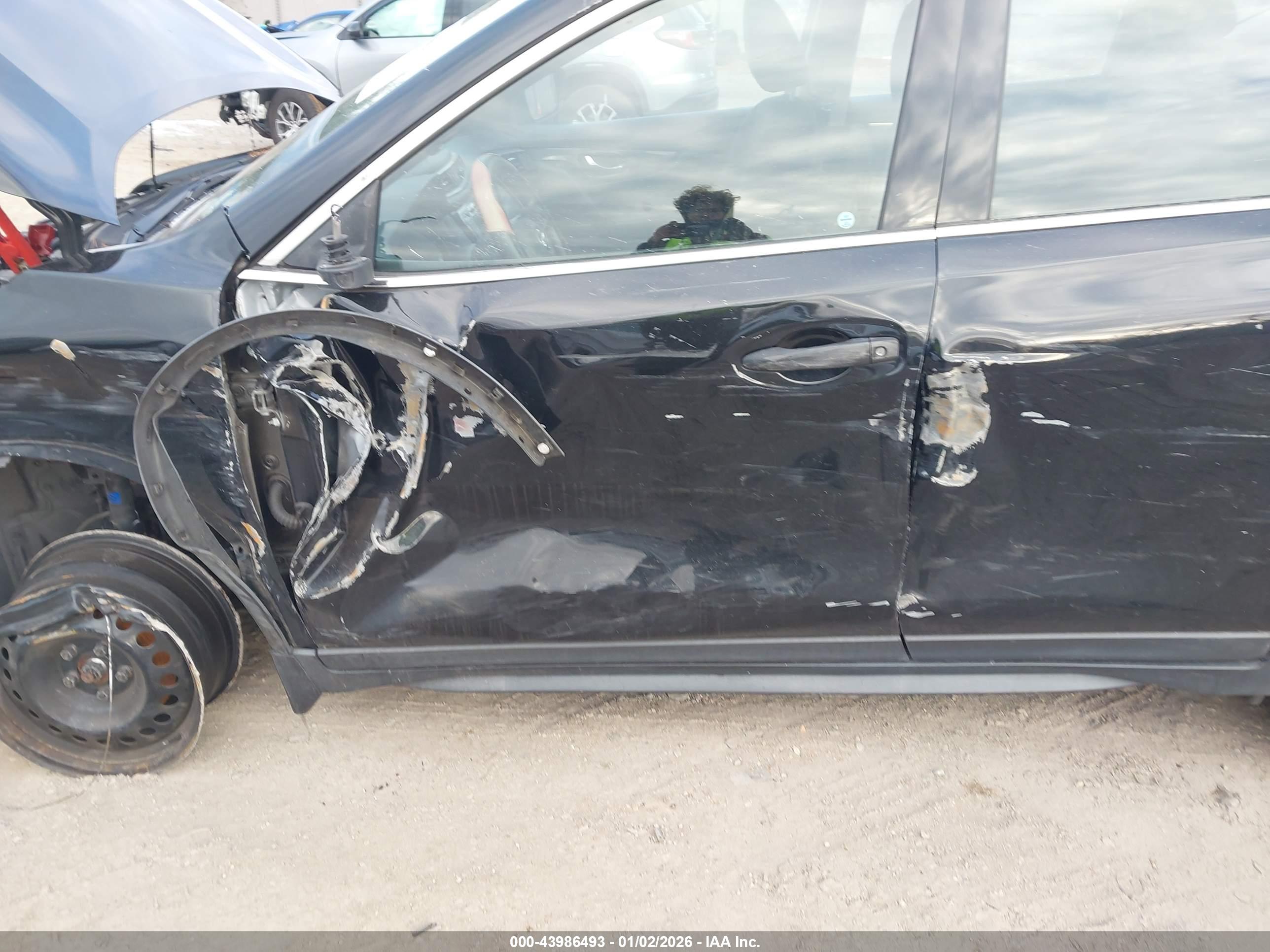 NISSAN ROGUE image 6