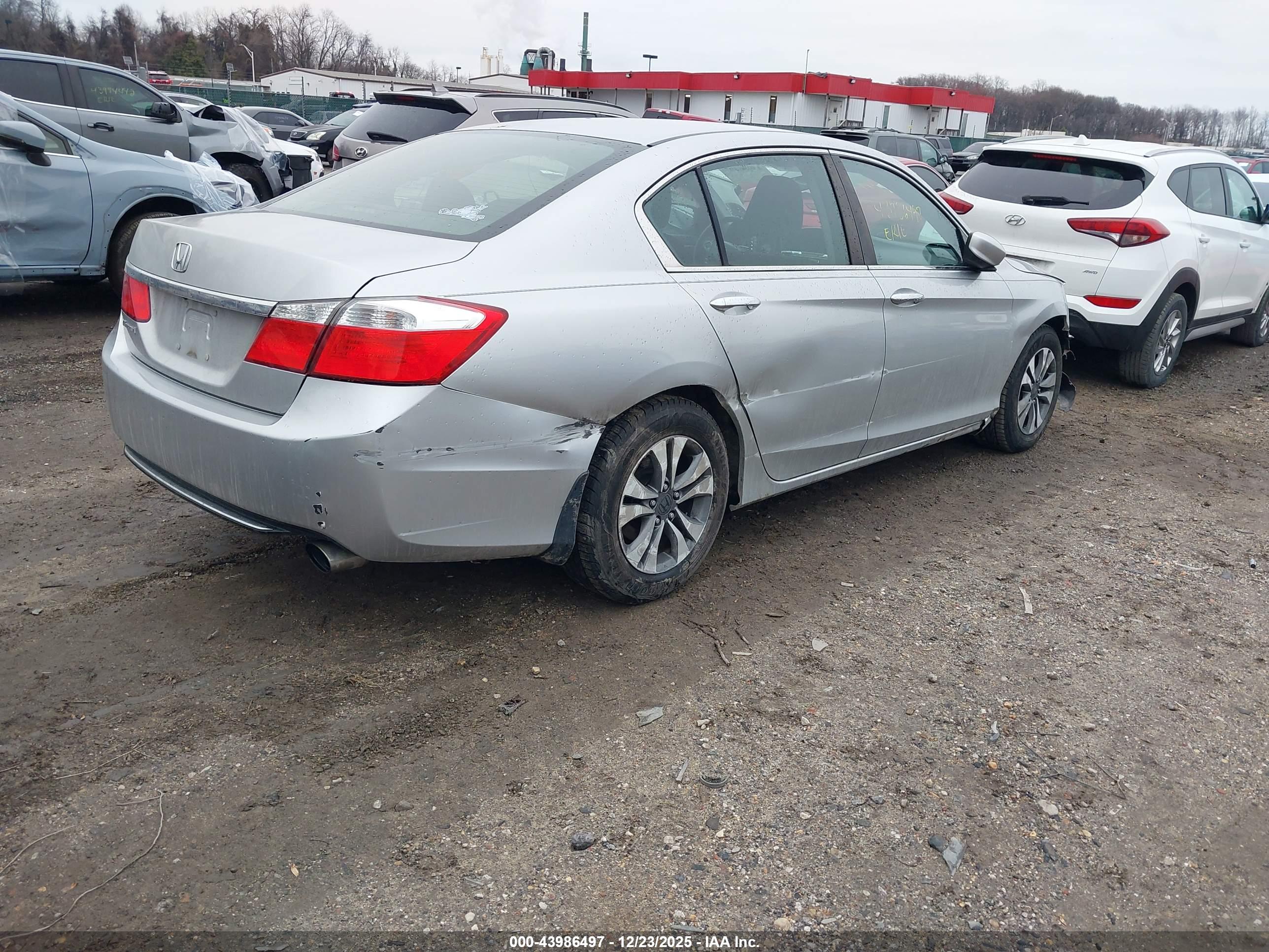 HONDA ACCORD image 4
