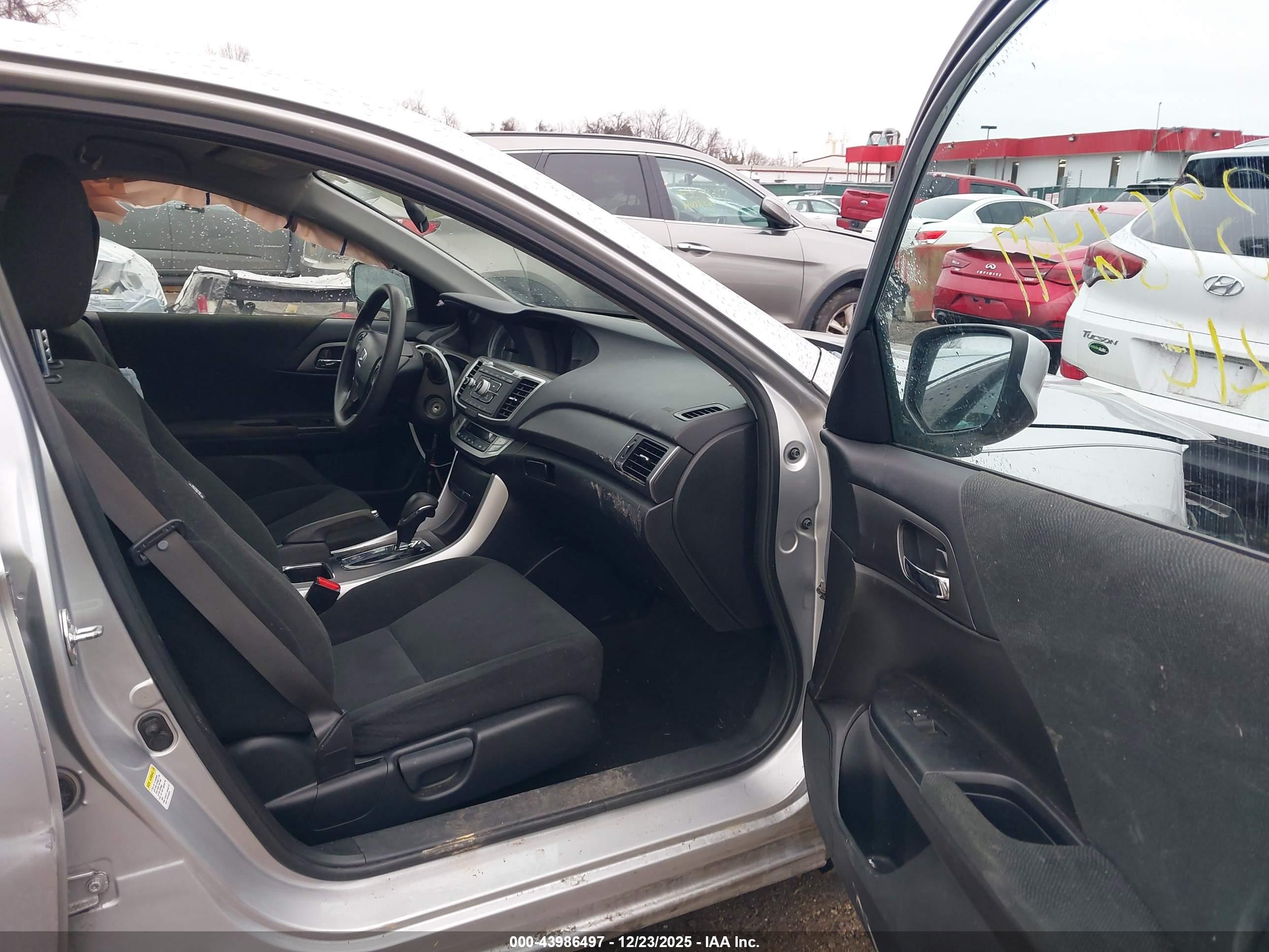 HONDA ACCORD image 5