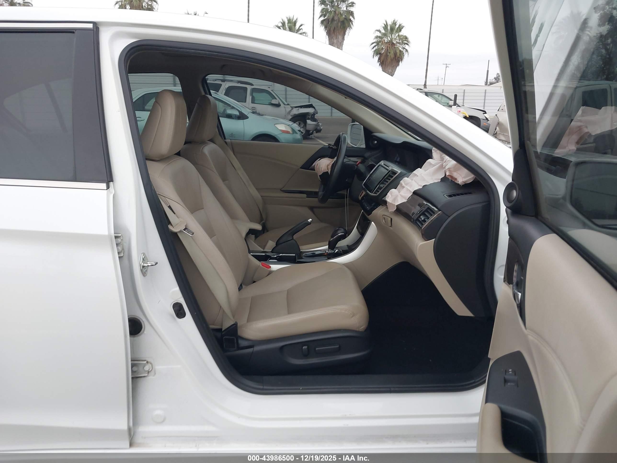 HONDA ACCORD image 5