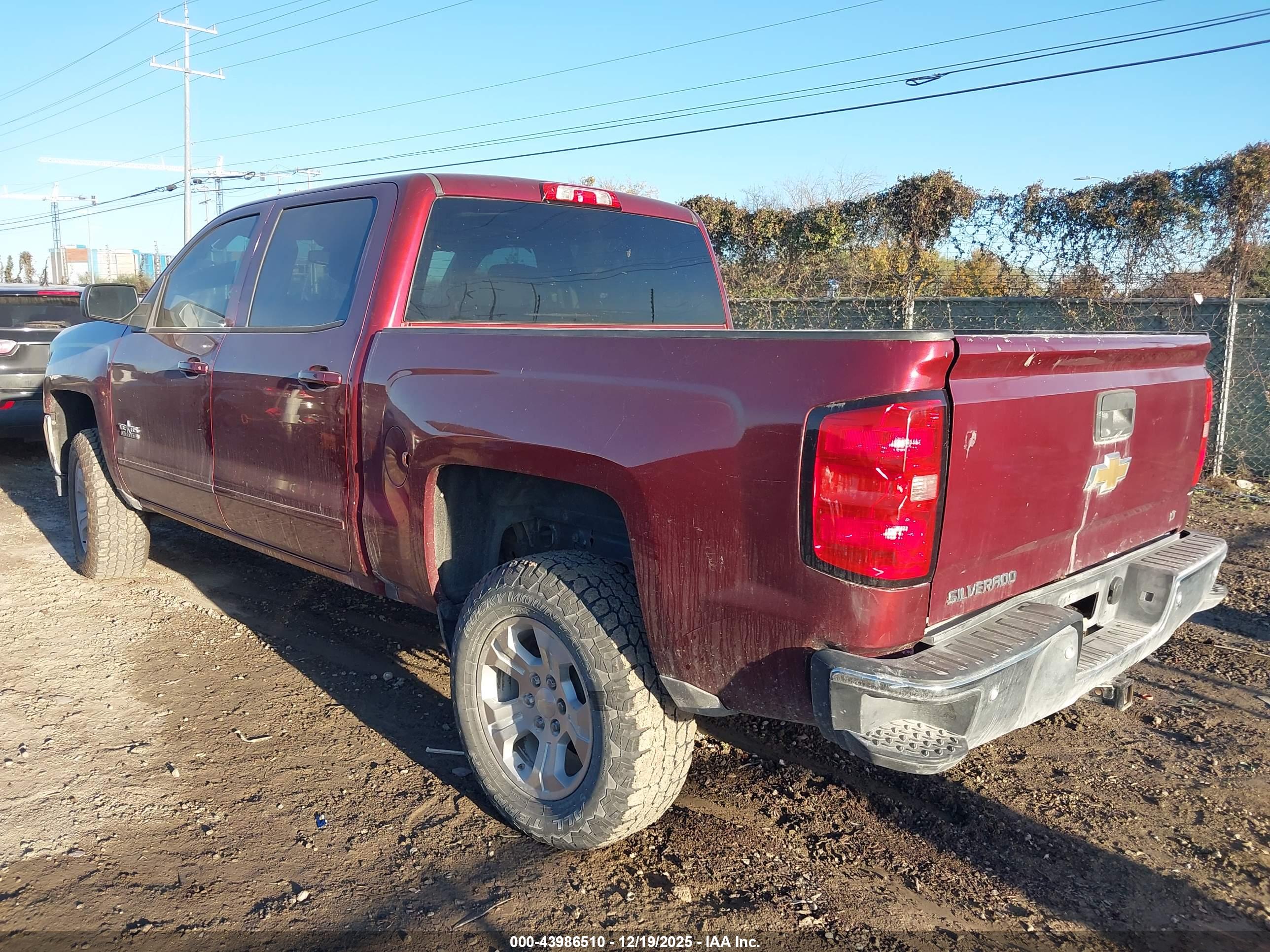 CHEVROLET SILVERADO image 3