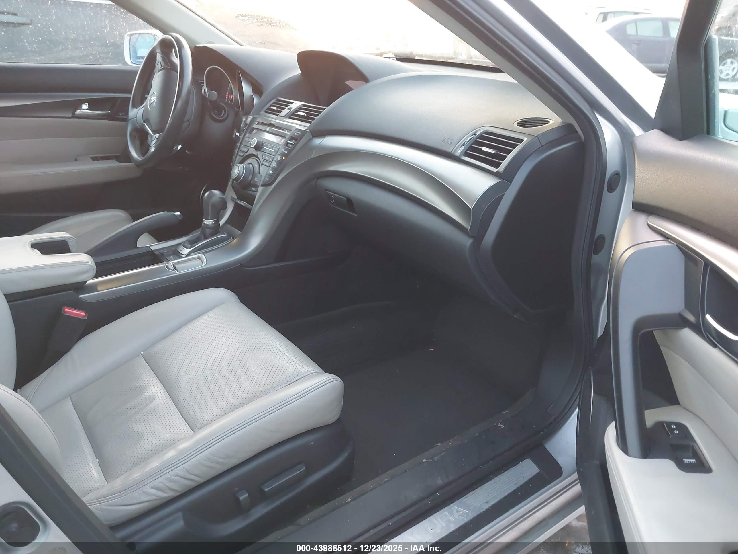 ACURA TL image 5
