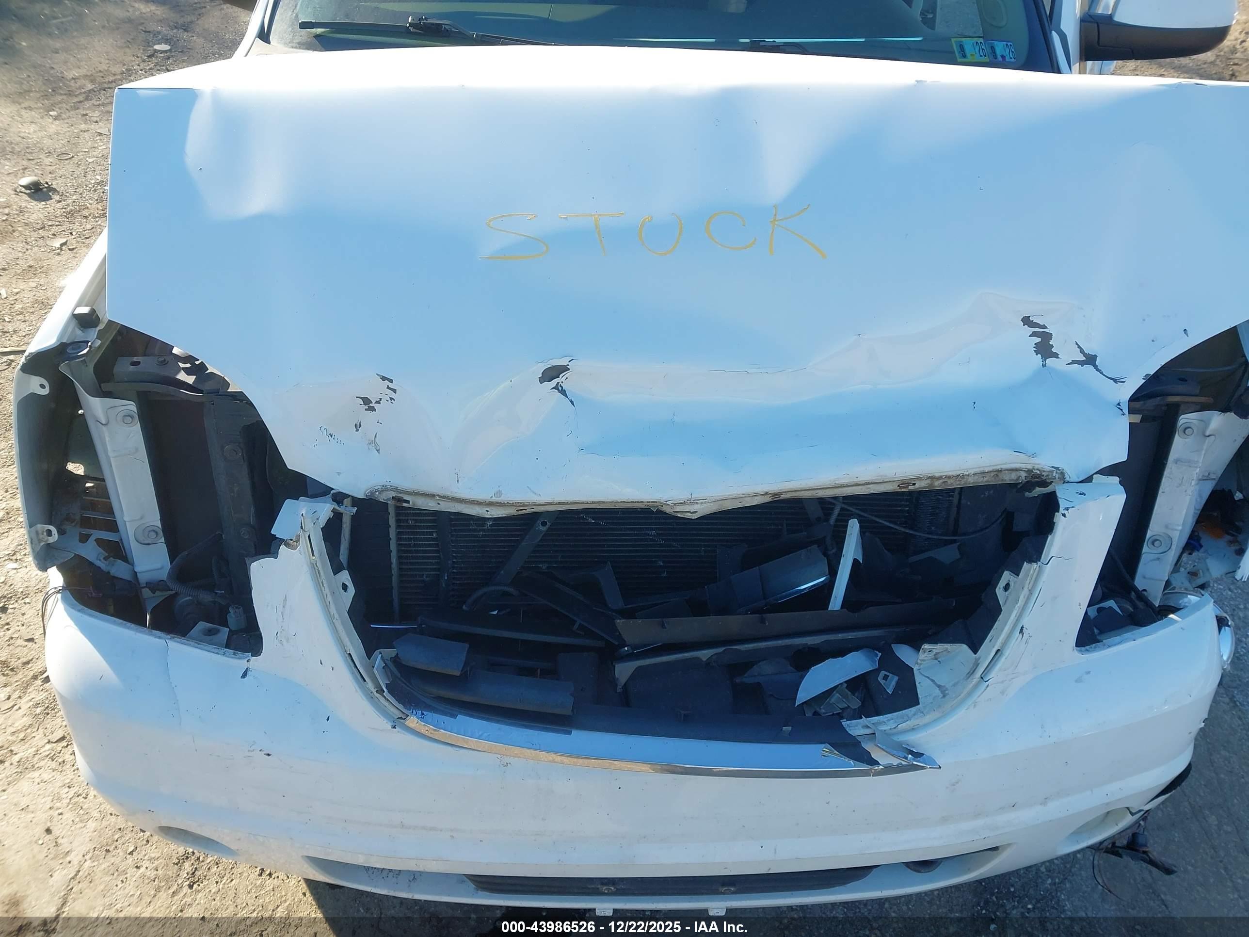 GMC YUKON image 10