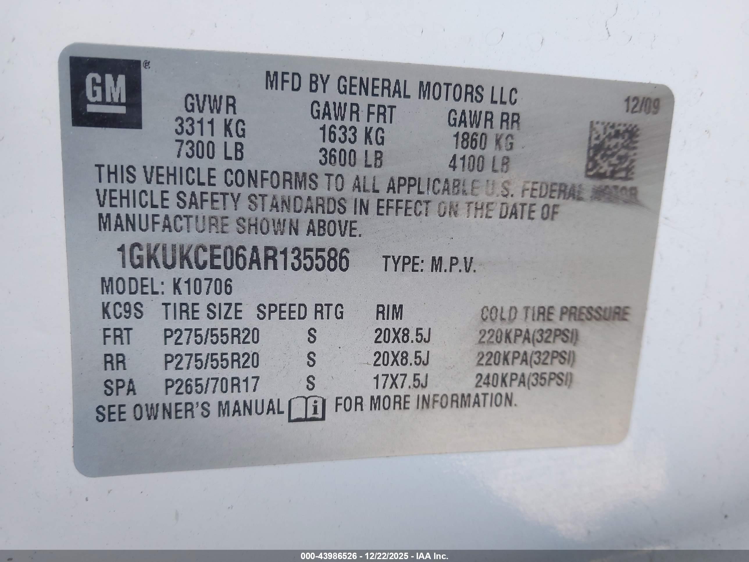 GMC YUKON image 9