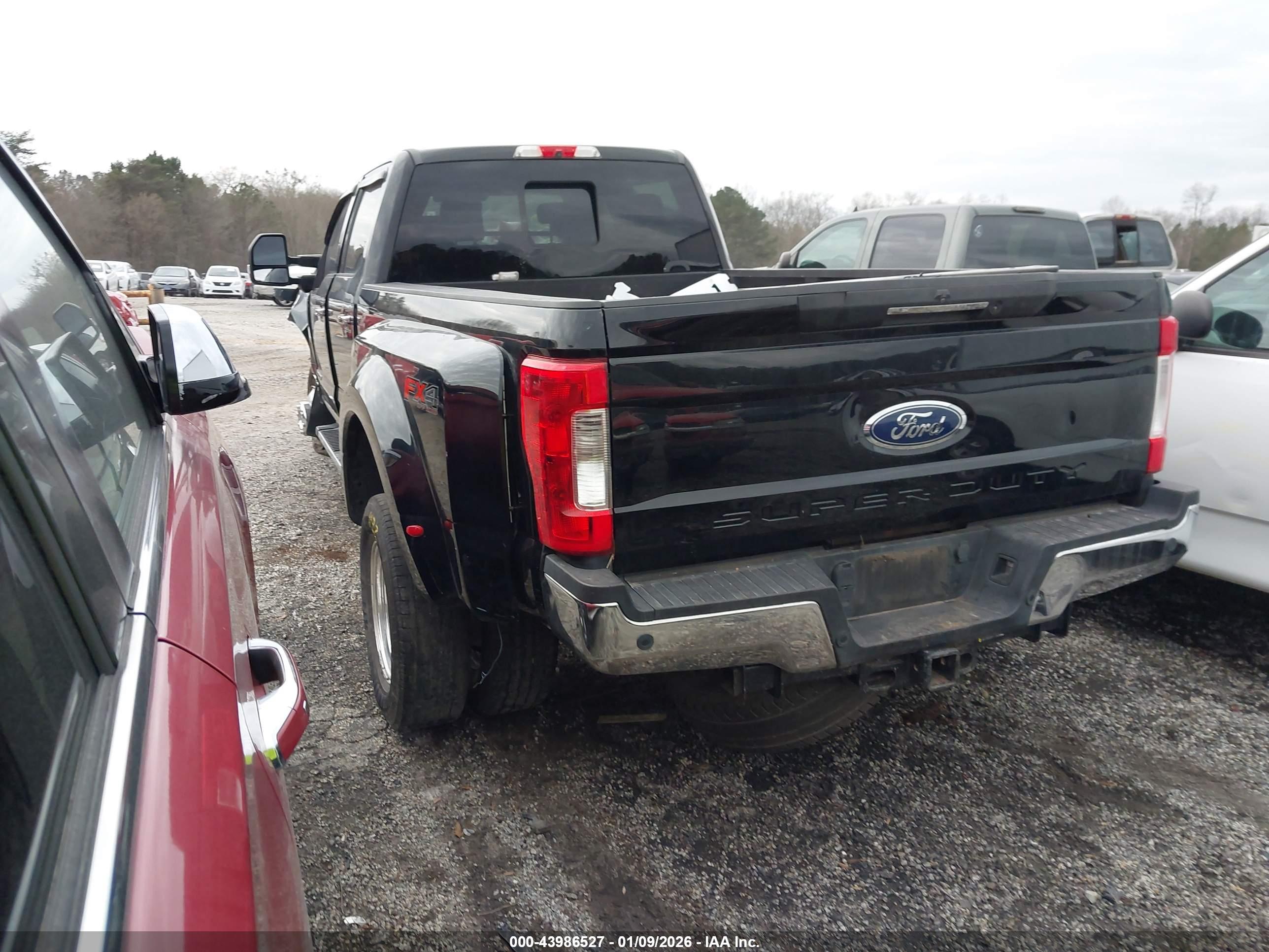 FORD F-350 image 3